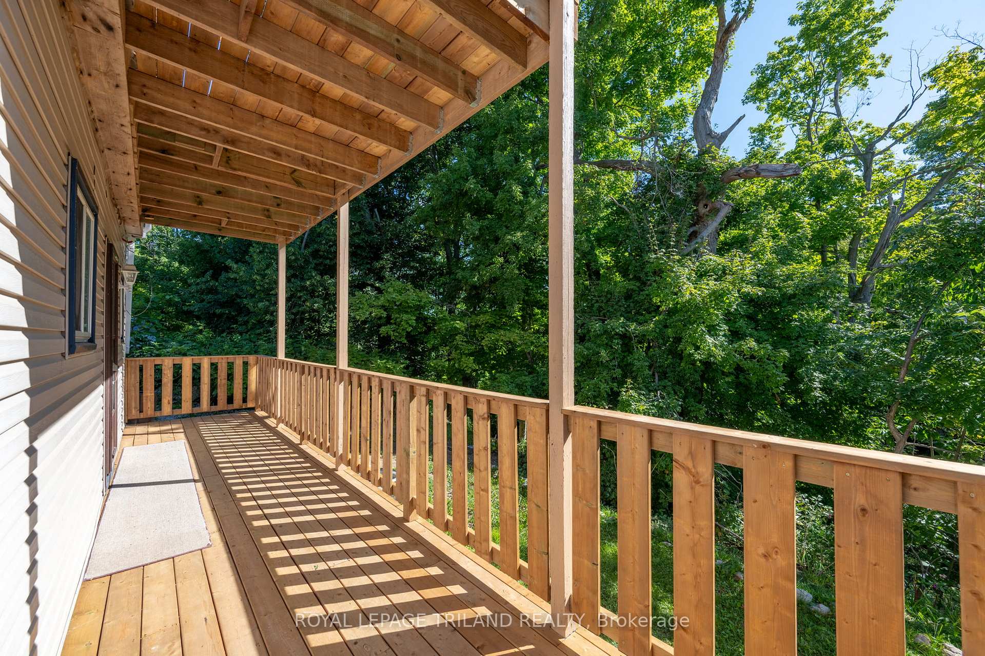 Photo 14 of 403 Tower Heights Drive, Central Elgin, Port Stanley — HOMEH