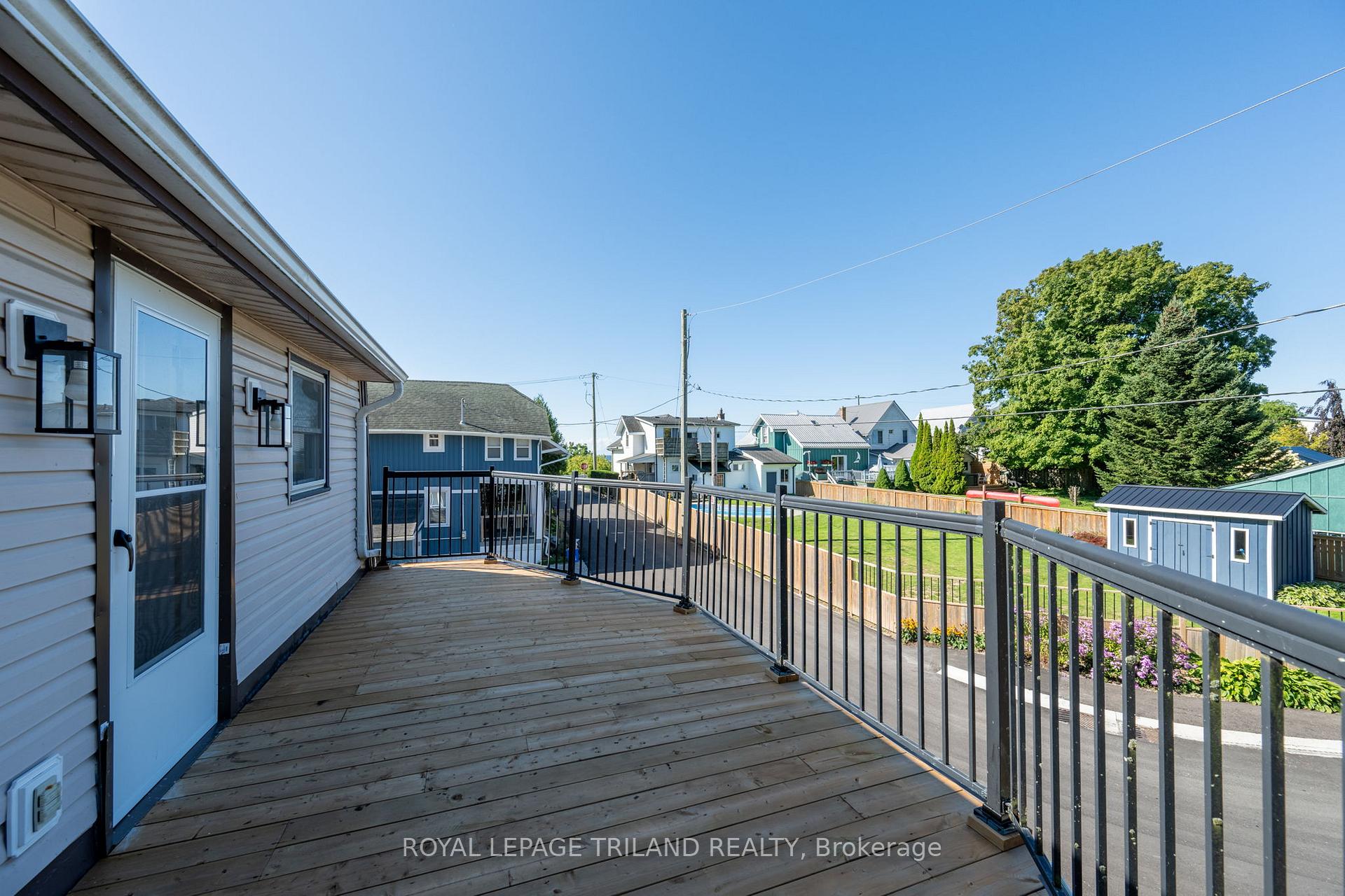Photo 20 of 403 Tower Heights Drive, Central Elgin, Port Stanley — HOMEH
