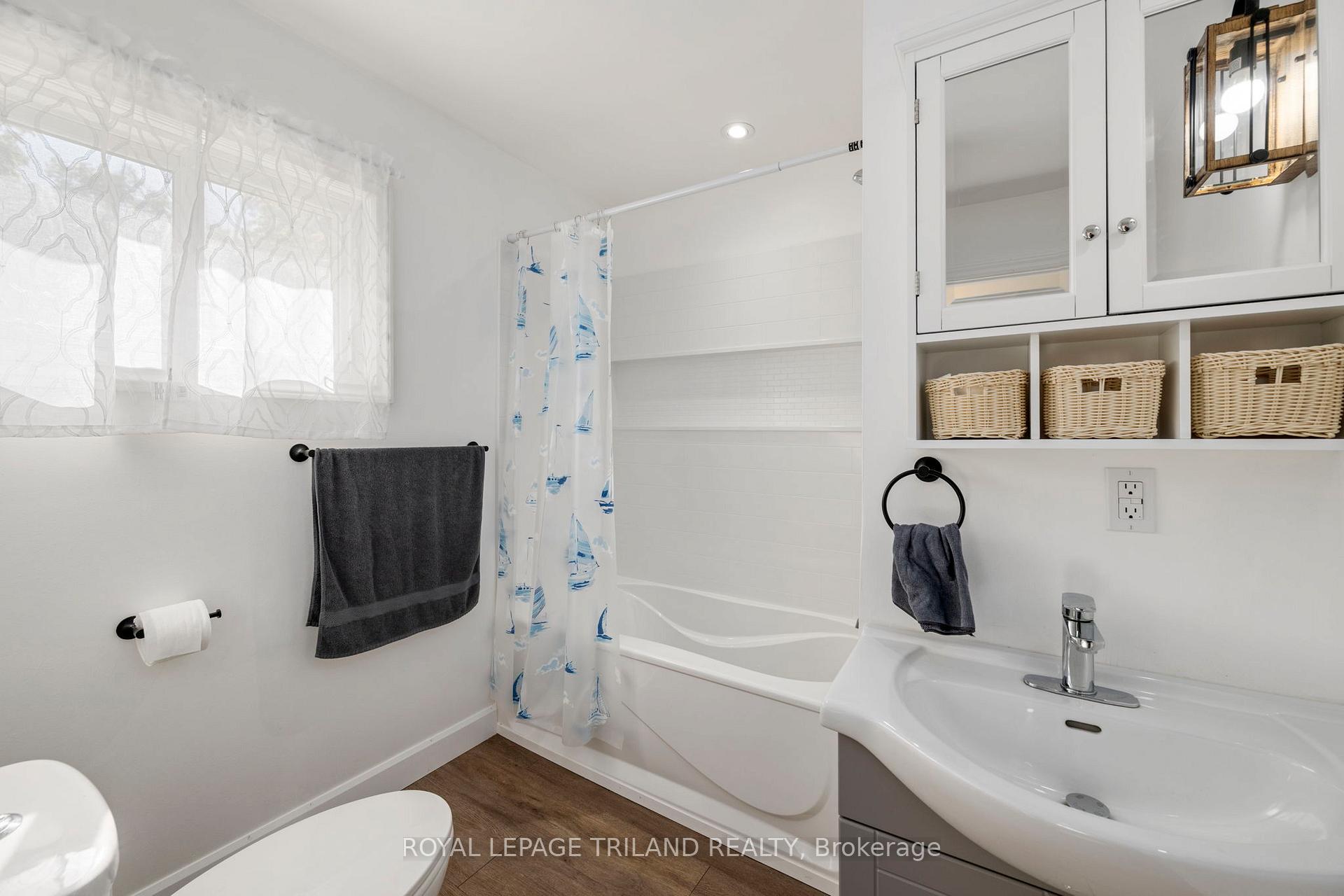 Photo 34 of 403 Tower Heights Drive, Central Elgin, Port Stanley — HOMEH