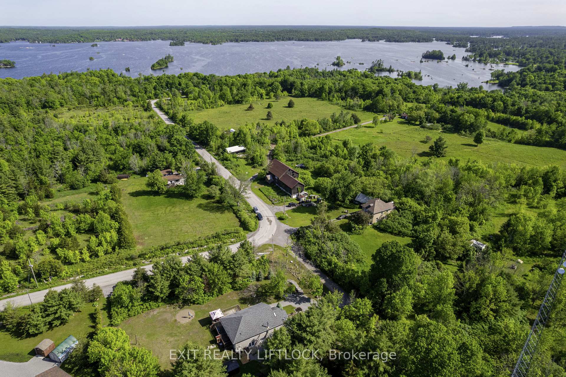 Photo 3 of 677 Golf Course Road, Douro-Dummer — HOMEH