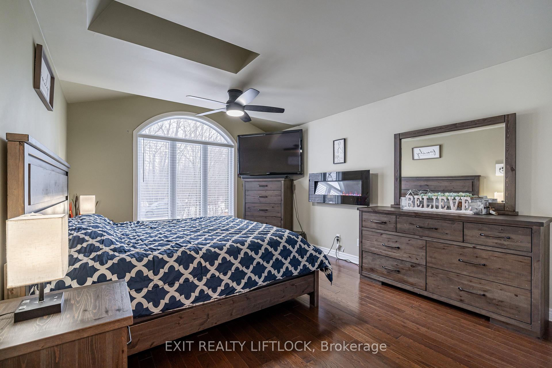 Photo 12 of 677 Golf Course Road, Douro-Dummer — HOMEH