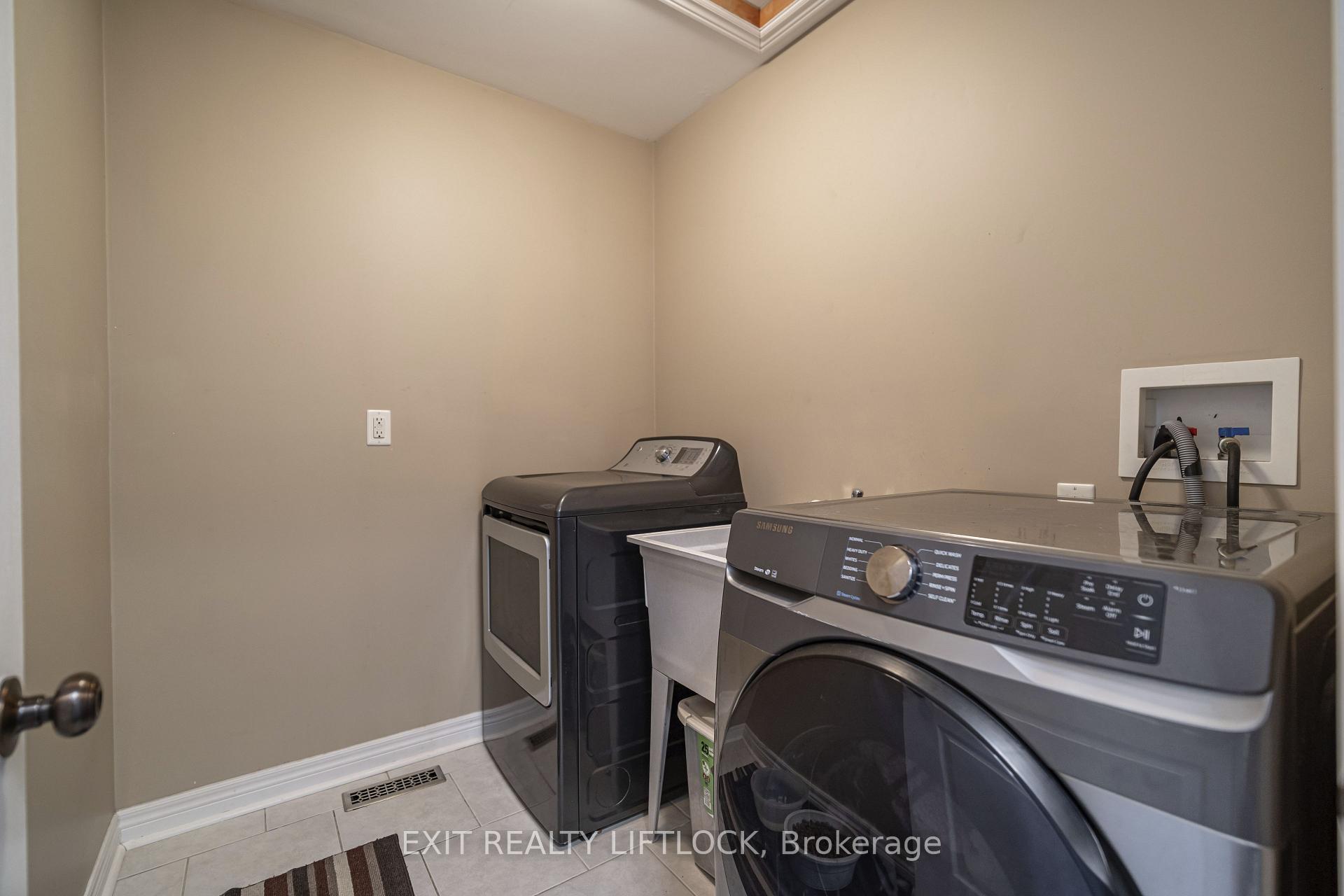 Photo 16 of 677 Golf Course Road, Douro-Dummer — HOMEH