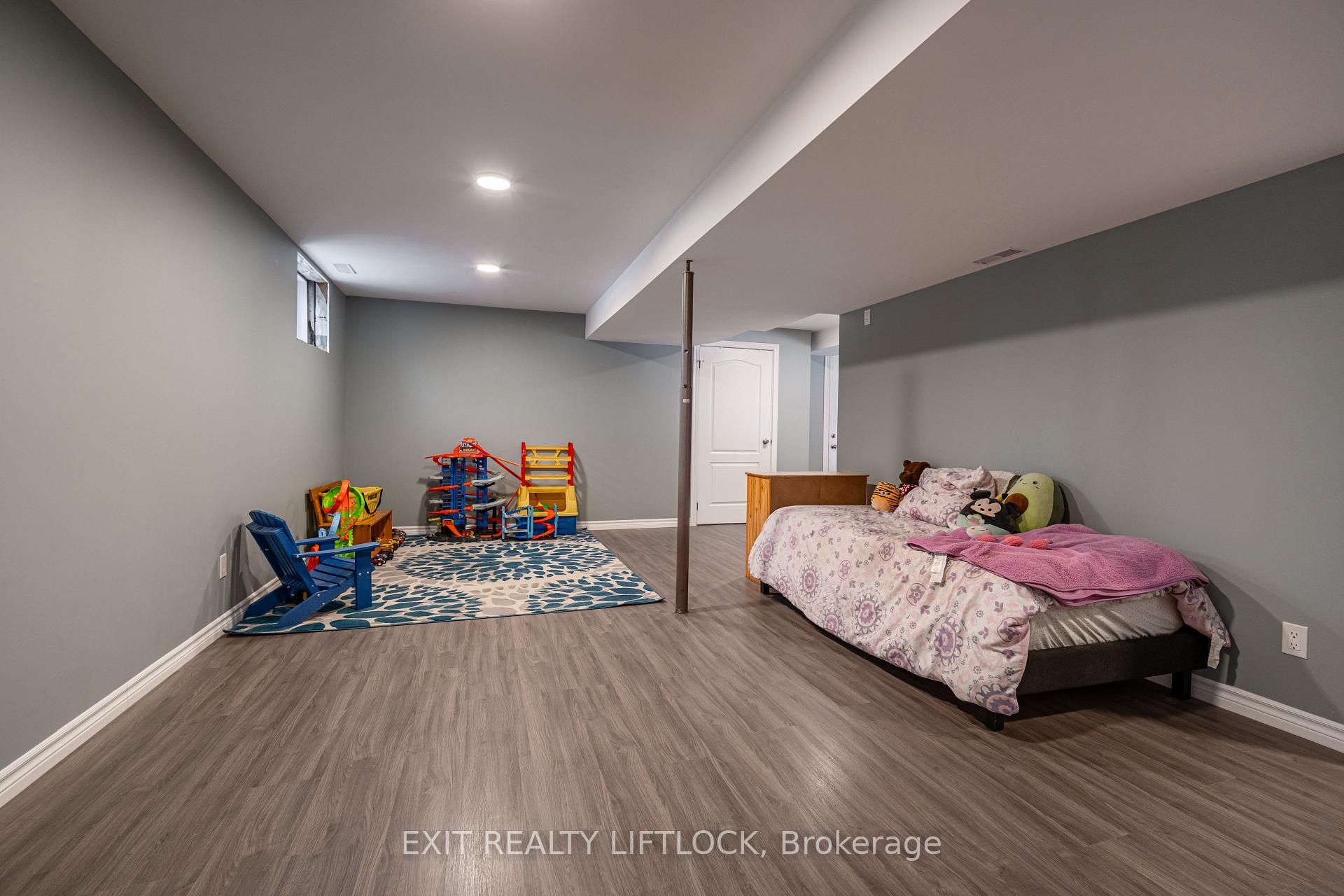 Photo 22 of 677 Golf Course Road, Douro-Dummer — HOMEH