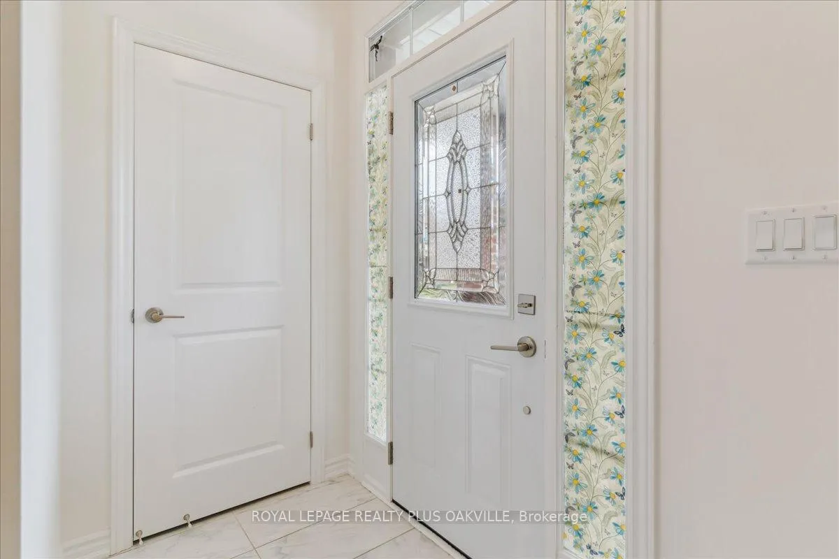 Photo 5 of 442 Bergamot Avenue, Milton, Walker — HOMEH