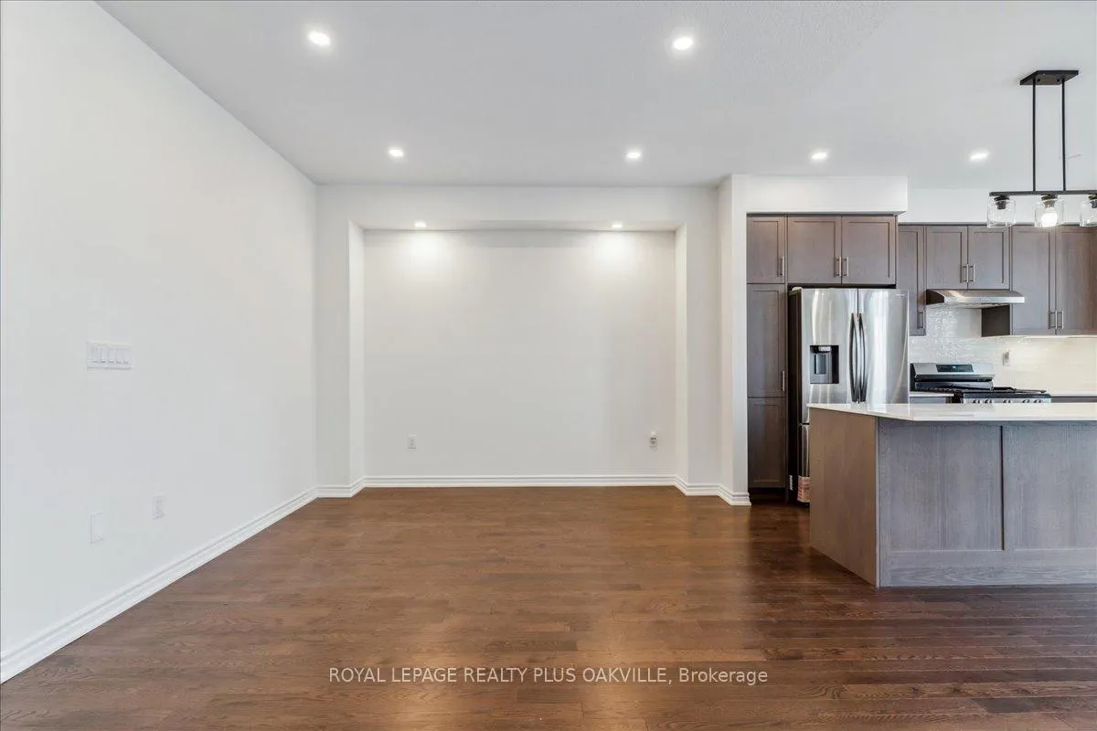 Photo 10 of 442 Bergamot Avenue, Milton, Walker — HOMEH