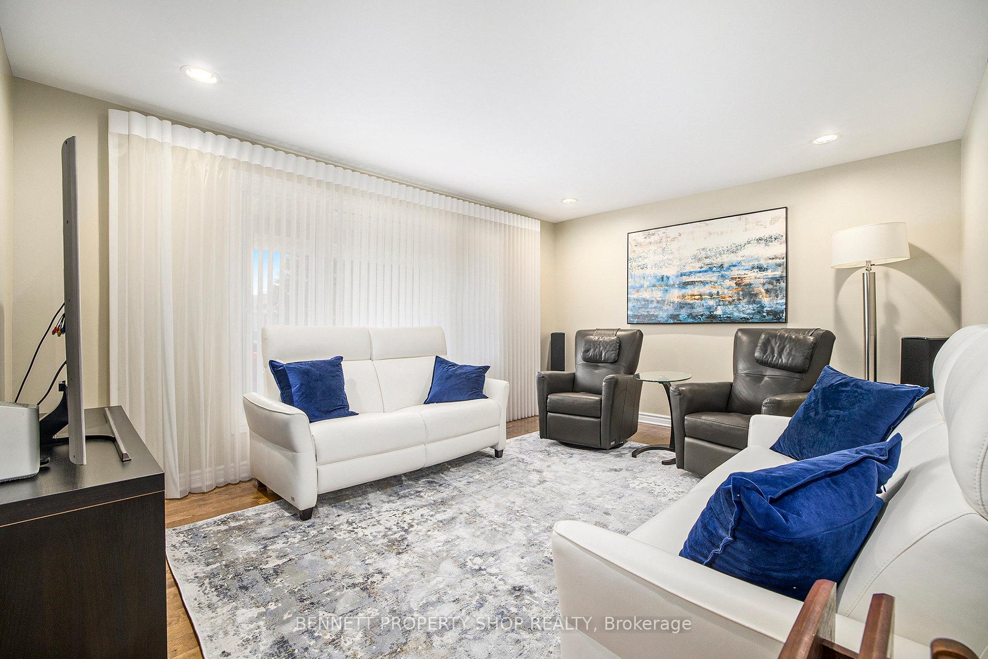 Photo 9 of 1476 Maxime Street, Ottawa, Pineview — HOMEH