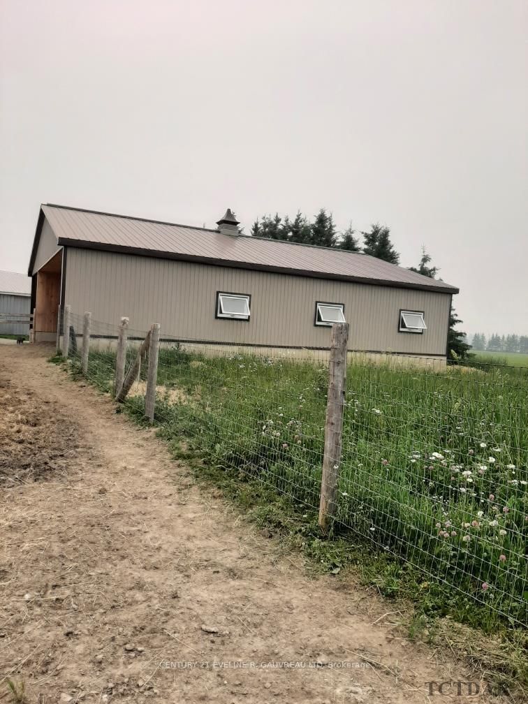Photo 2 of 335147 11 N, Englehart, Central Timiskaming — HOMEH