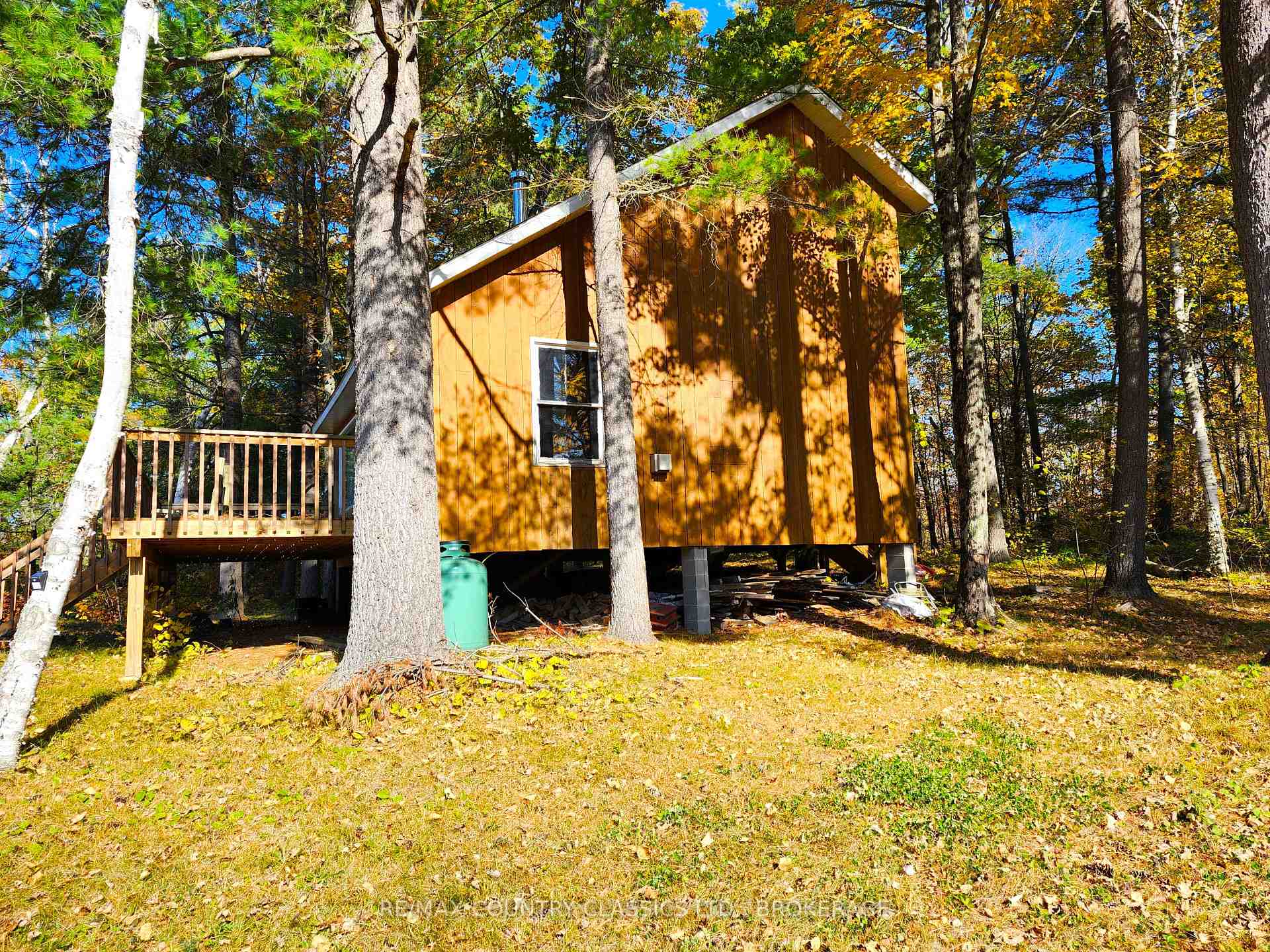 Photo 3 of 1116 Greer Road, North Frontenac, Frontenac North — HOMEH