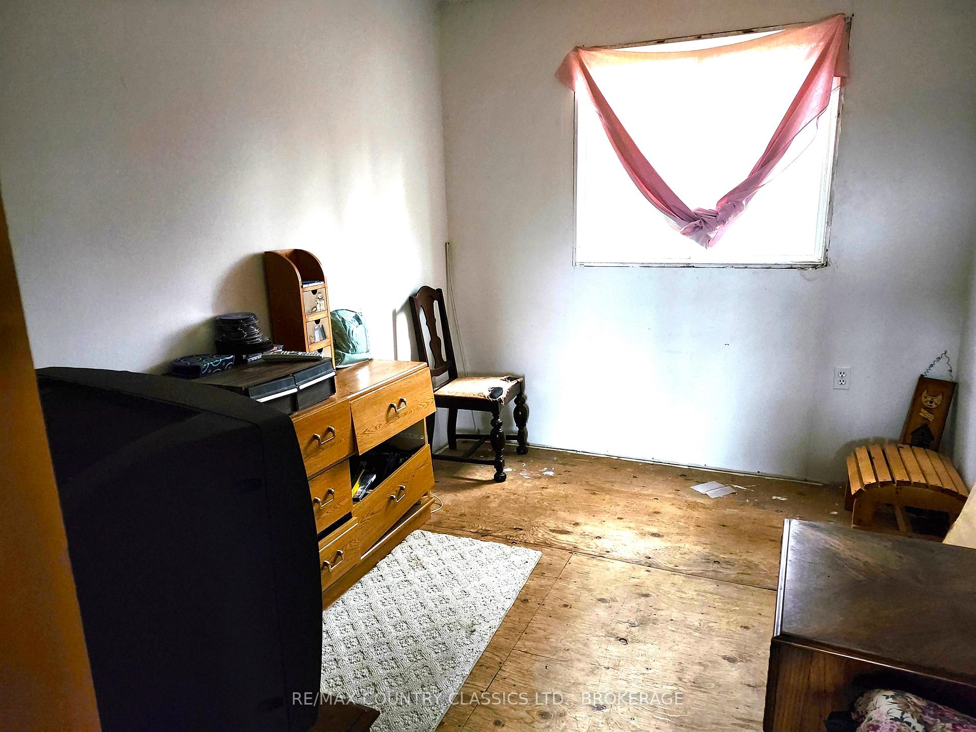 Photo 16 of 1116 Greer Road, North Frontenac, Frontenac North — HOMEH
