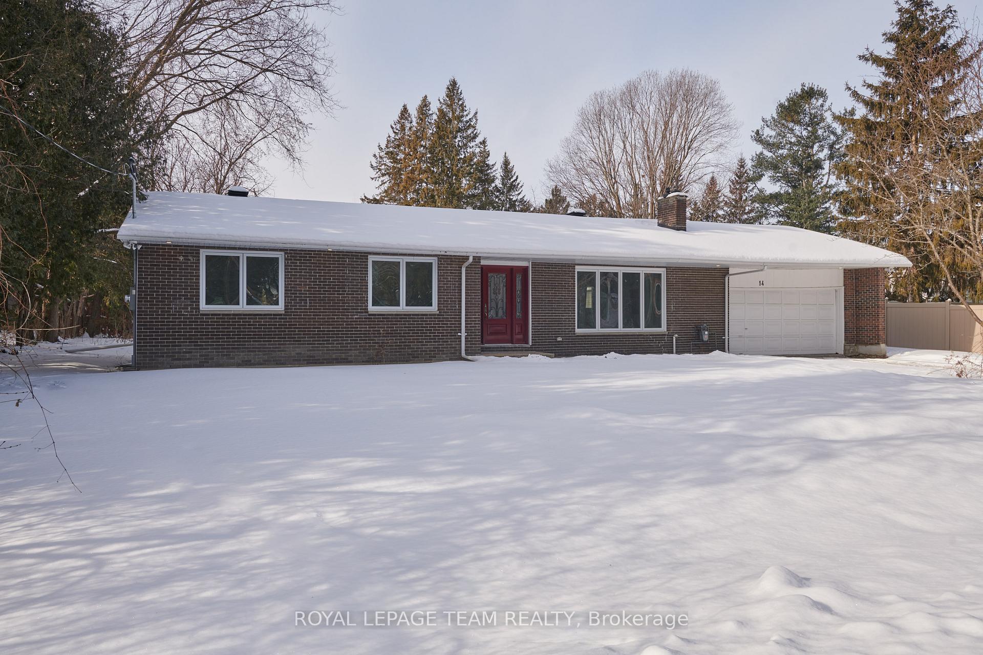 Photo 2 of 14 Stephanie Avenue, Ottawa, Rideau Heights/Rideau River — HOMEH