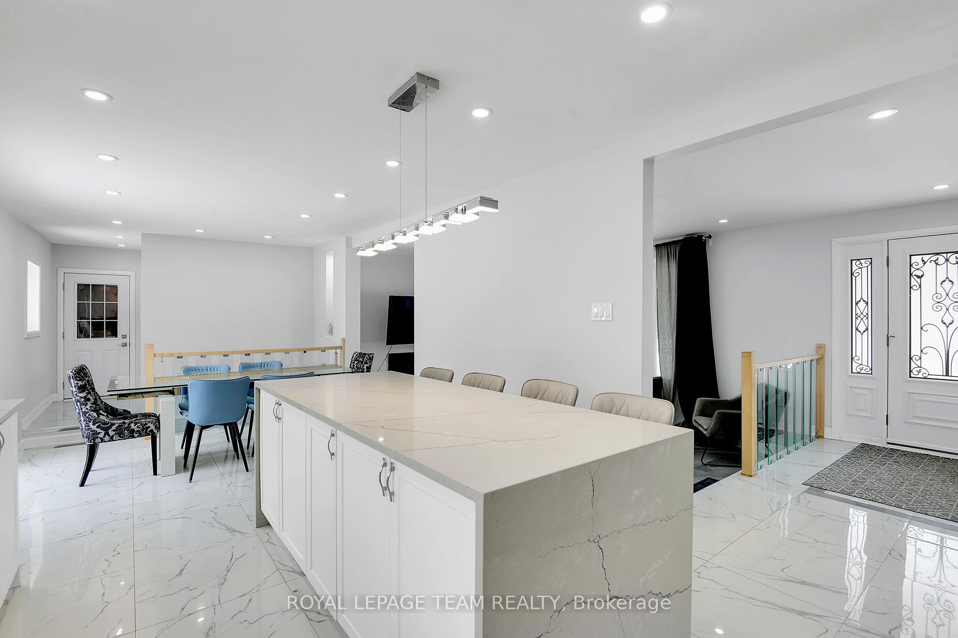 Photo 17 of 14 Stephanie Avenue, Ottawa, Rideau Heights/Rideau River — HOMEH