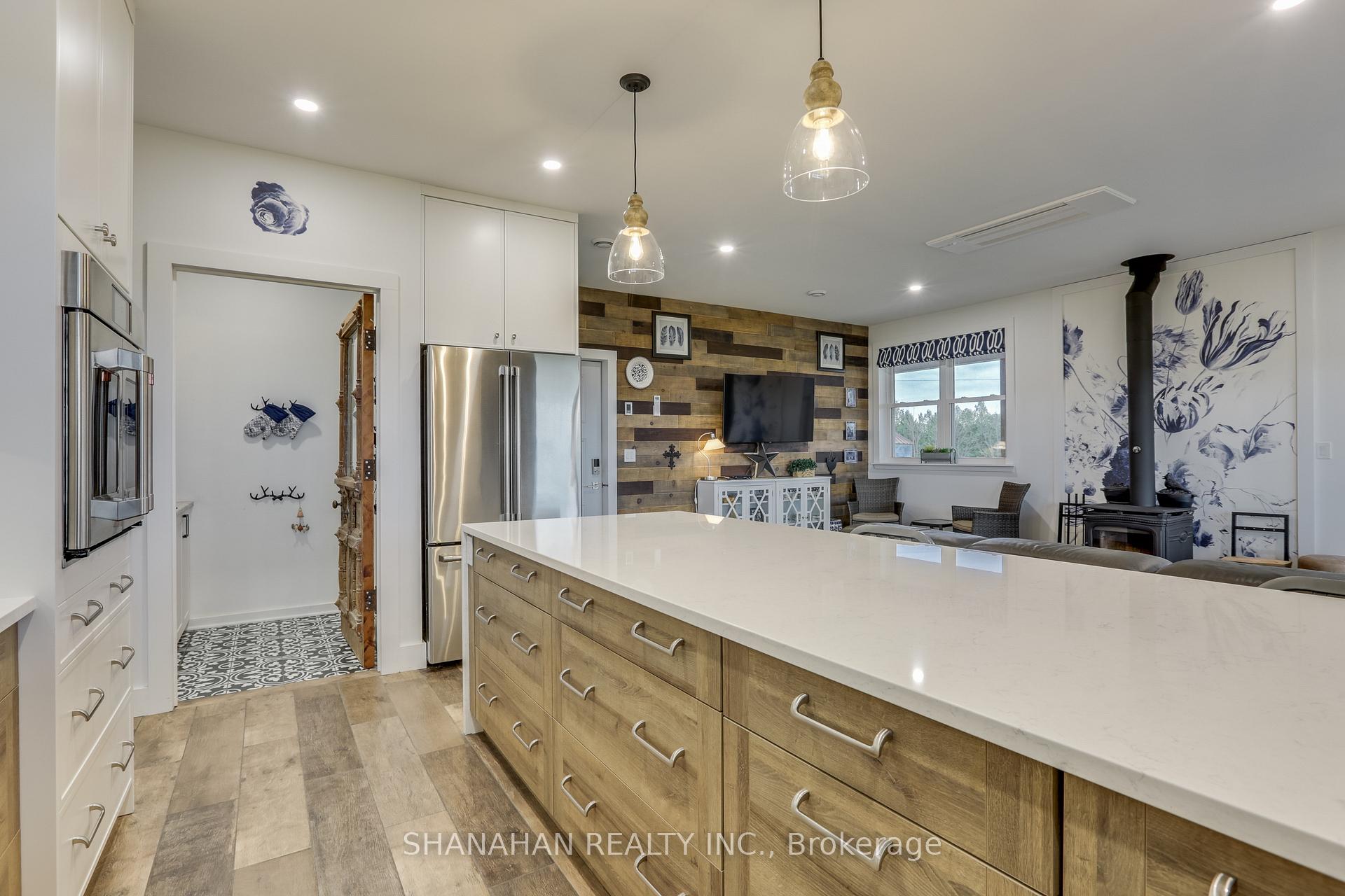 Photo 14 of 1575 Dobbyn Road, Dawn-Euphemia, Dawn Euphemia — HOMEH