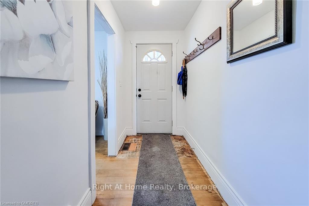 Photo 10 of 1468 Barton Street E, Hamilton, Homeside — HOMEH