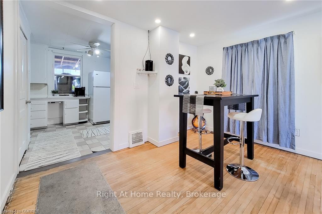 Photo 14 of 1468 Barton Street E, Hamilton, Homeside — HOMEH