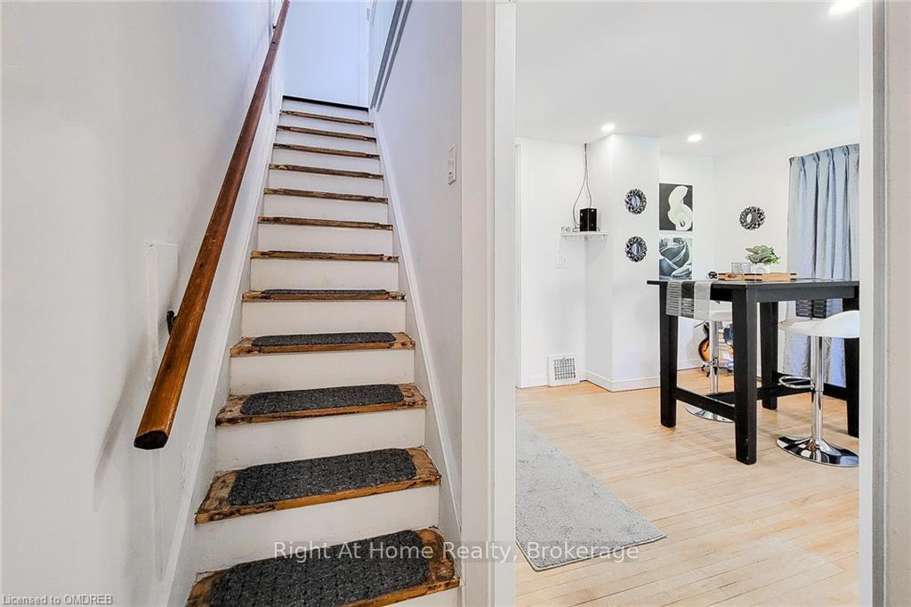 Photo 22 of 1468 Barton Street E, Hamilton, Homeside — HOMEH