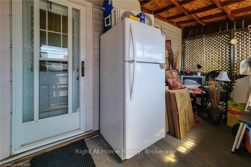 Photo 33 of 1468 Barton Street E, Hamilton, Homeside — HOMEH