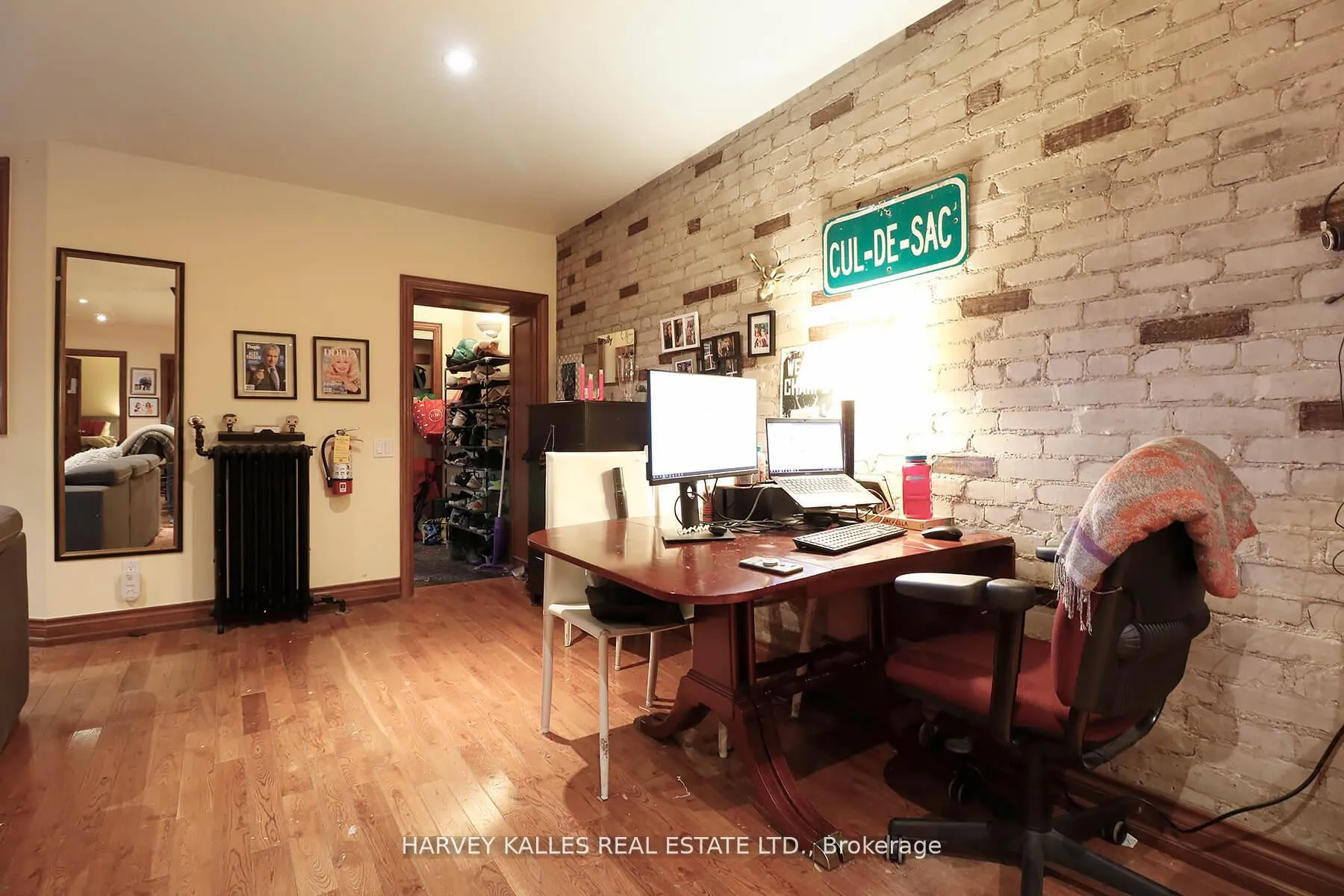 Photo 6 of Unit 1, 152 Hilton Avenue, Toronto, Casa Loma — HOMEH