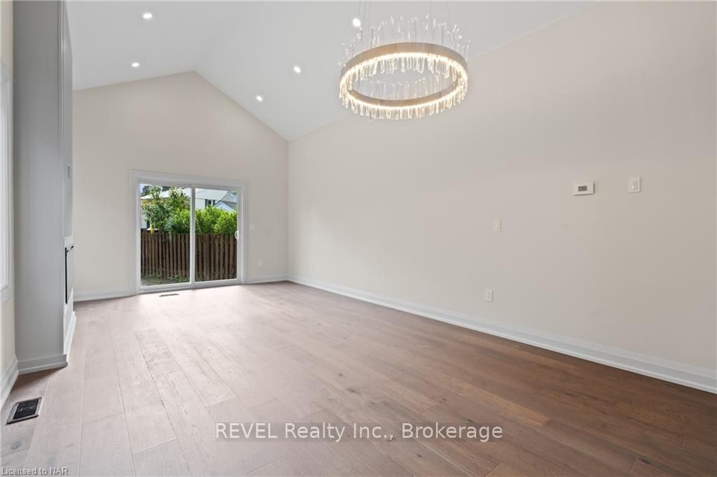 Photo 16 of 492 Vine Street, St. Catharines, Vine/Linwell — HOMEH