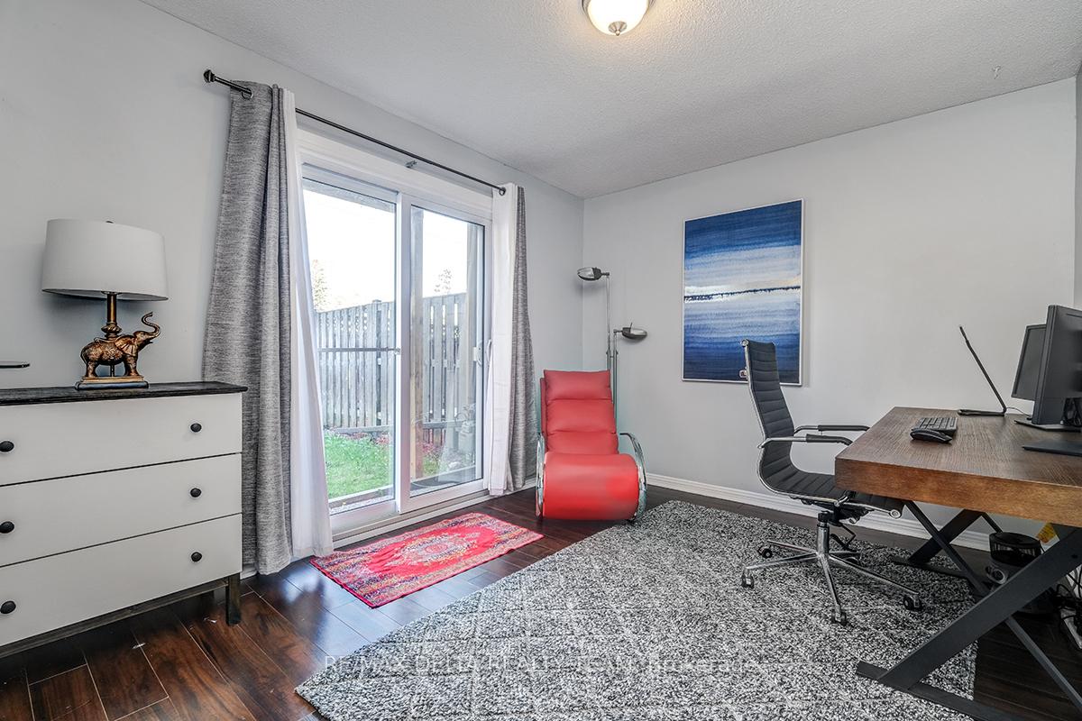Photo 21 of 2104 Eric Crescent, Ottawa, Pineview — HOMEH