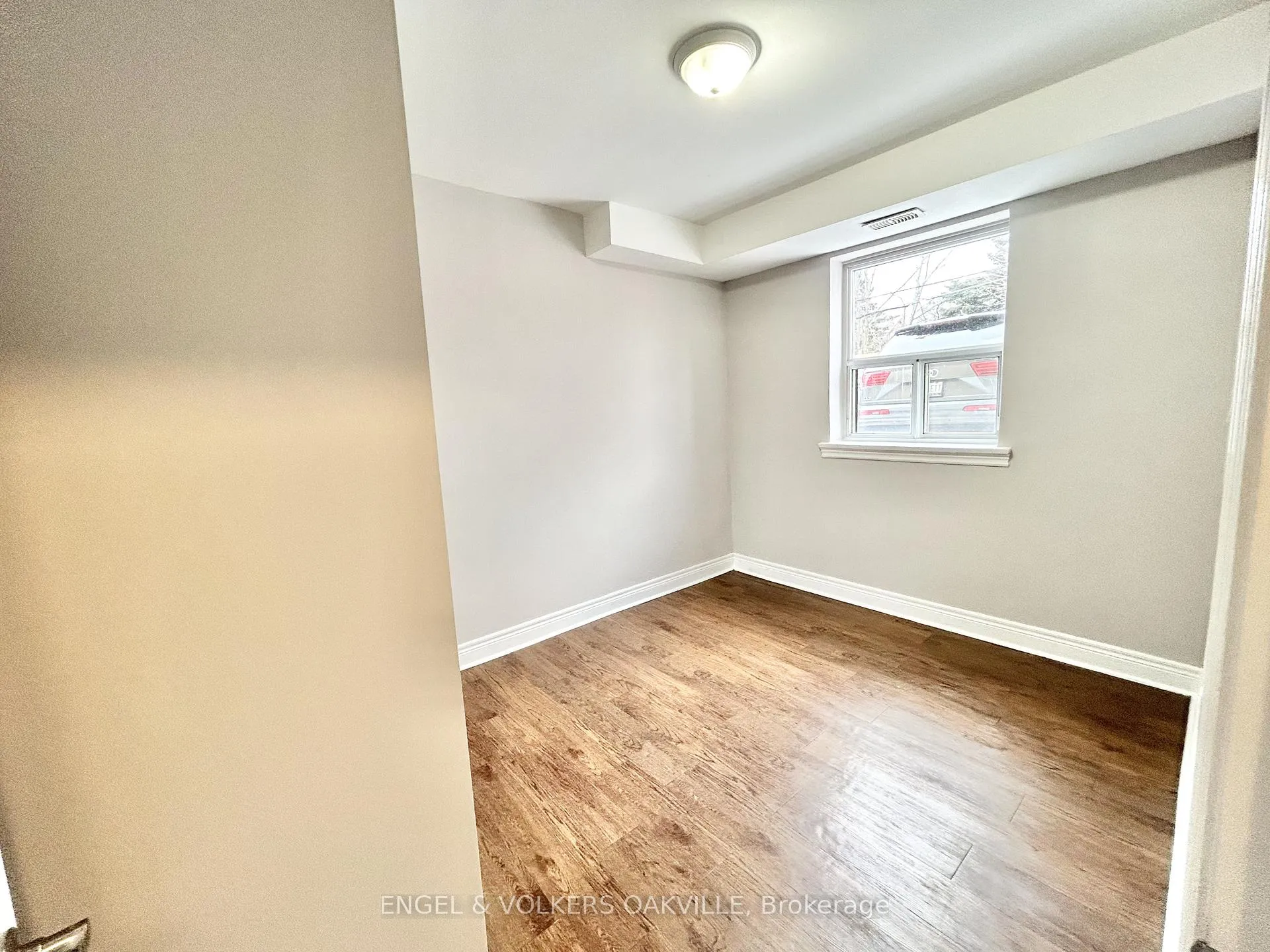 Photo 6 of Unit 29, 90 Twenty Fifth Street, Etobicoke, Long Branch — HOMEH