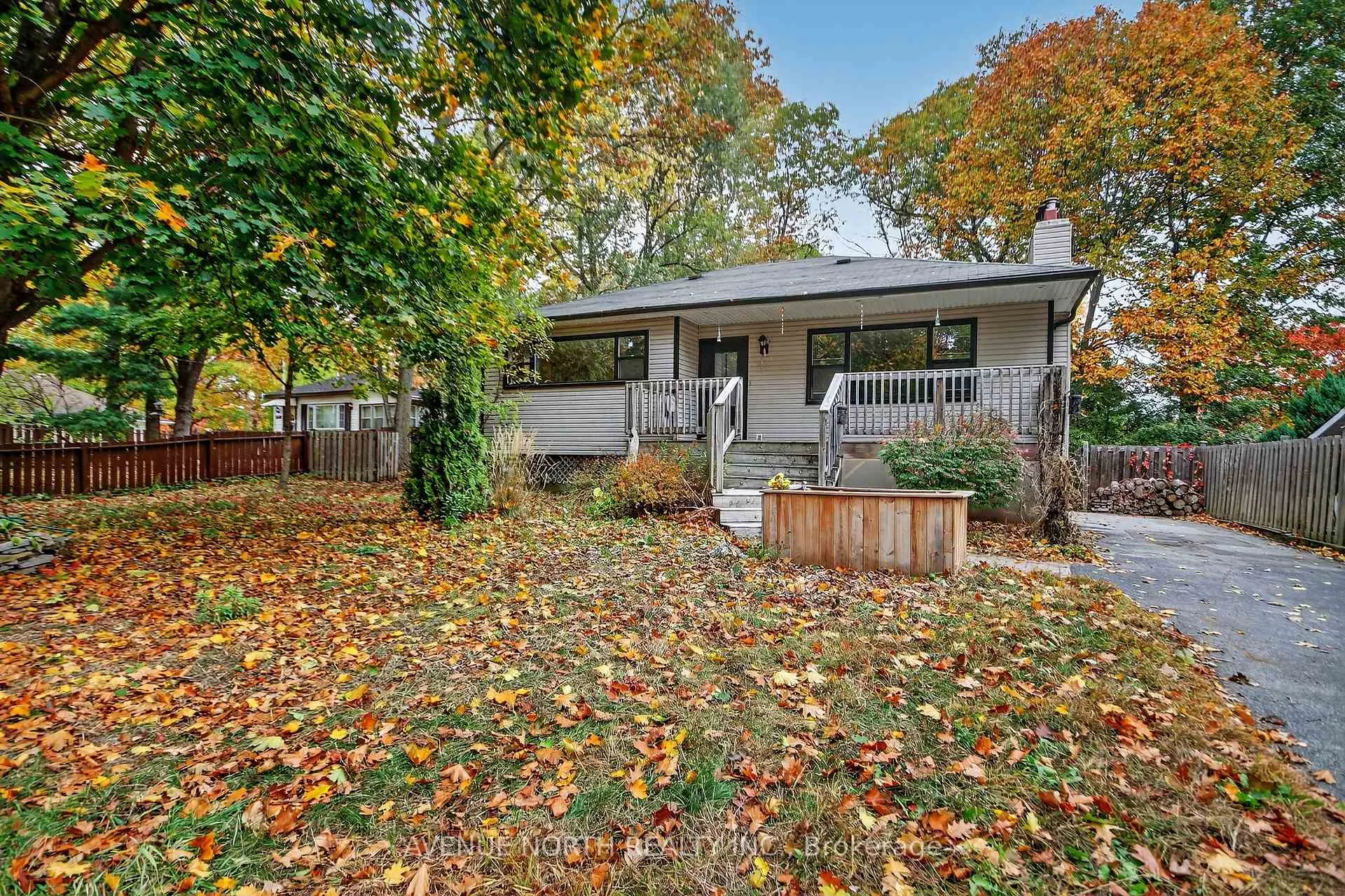 Photo 3 of 116 Woods Road, Ottawa, Constance Bay — HOMEH
