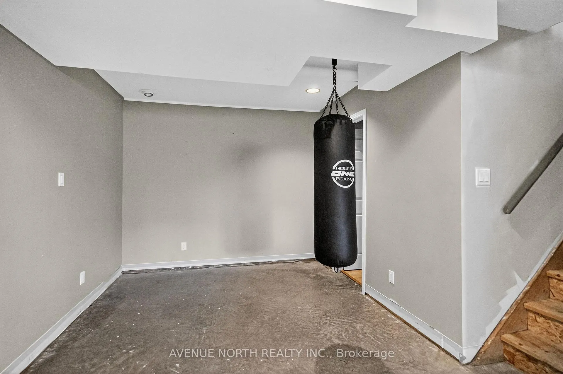 Photo 7 of 116 Woods Road, Ottawa, Constance Bay — HOMEH