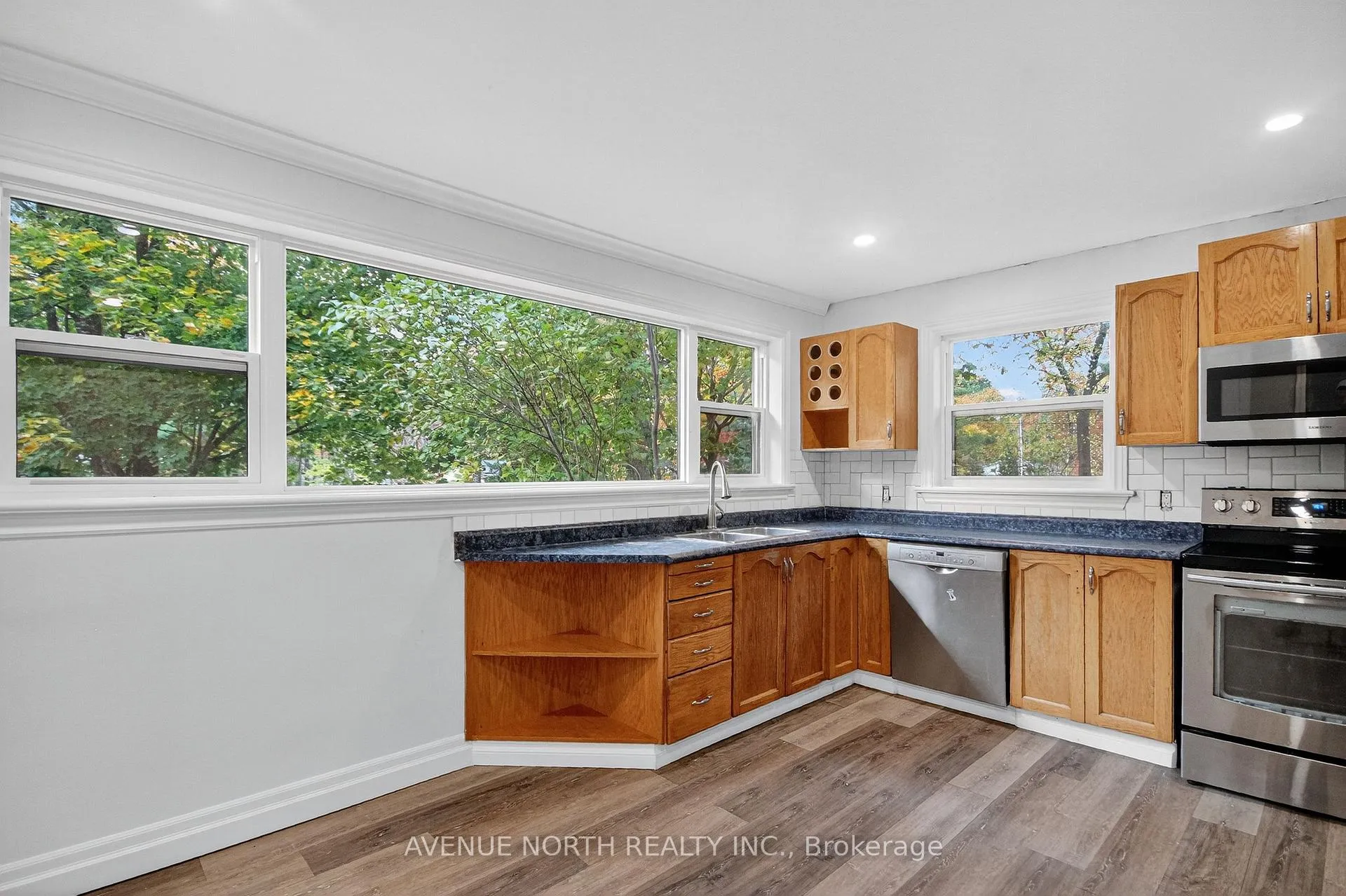Photo 11 of 116 Woods Road, Ottawa, Constance Bay — HOMEH