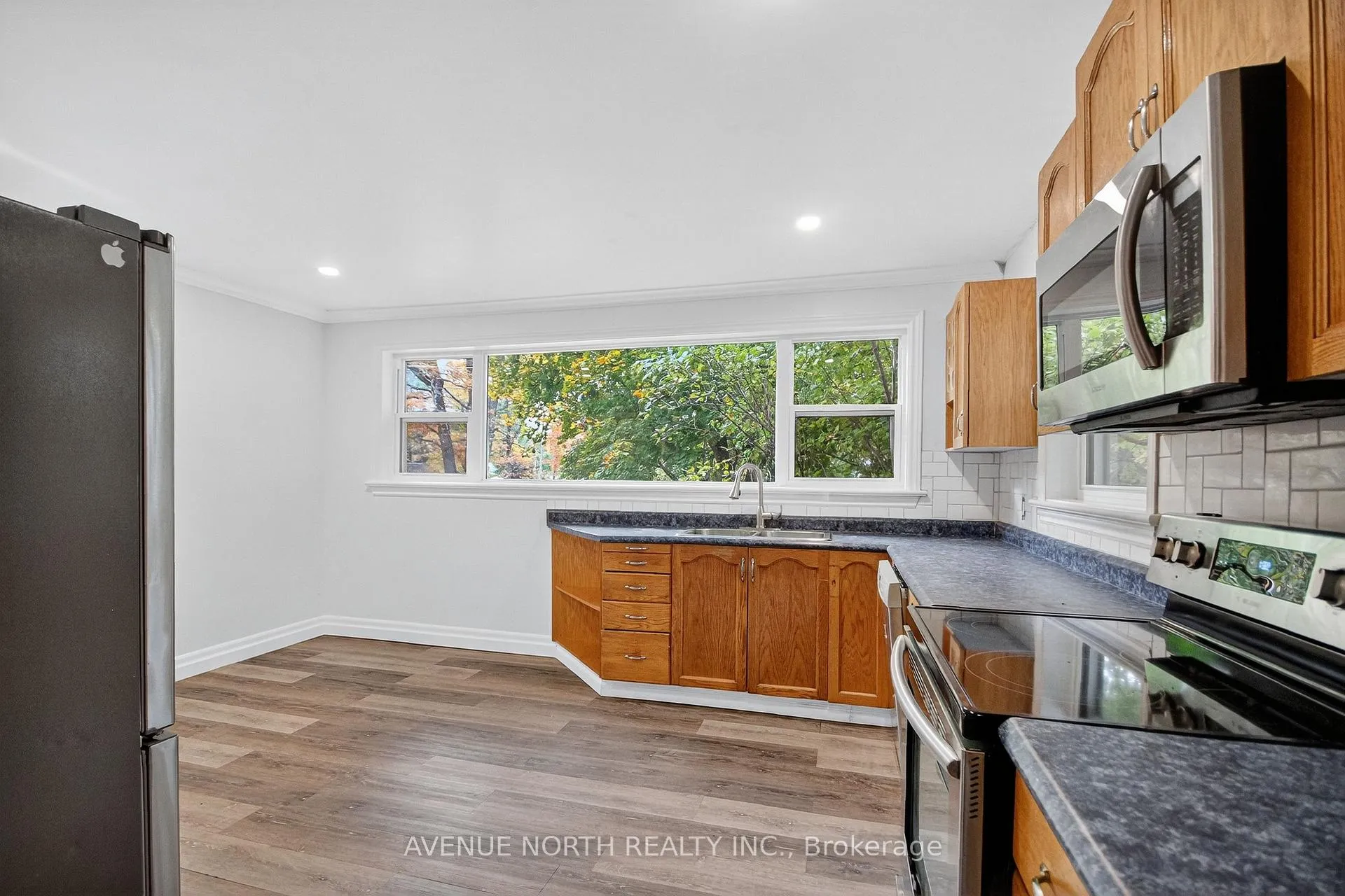 Photo 13 of 116 Woods Road, Ottawa, Constance Bay — HOMEH