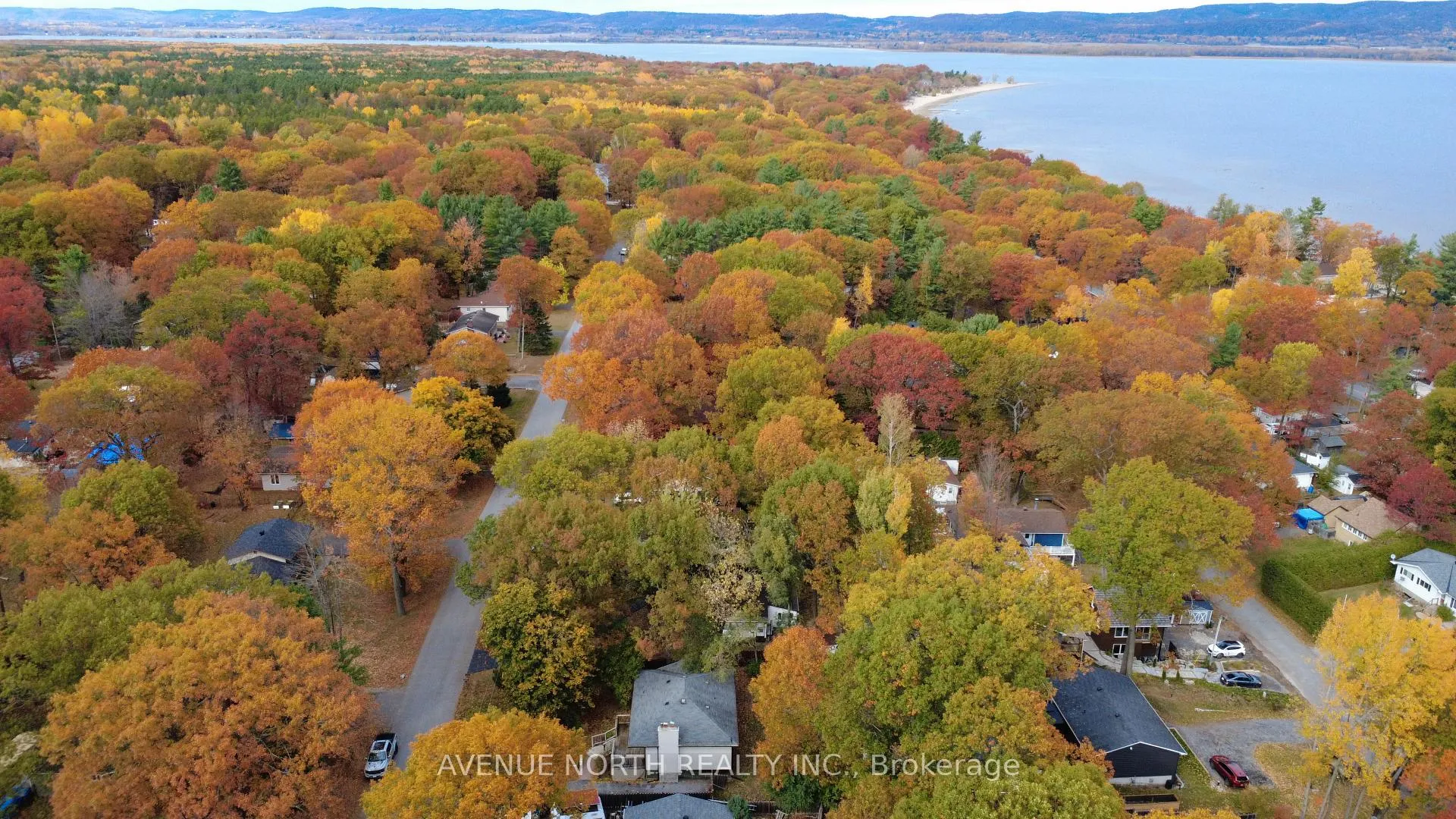 Photo 35 of 116 Woods Road, Ottawa, Constance Bay — HOMEH