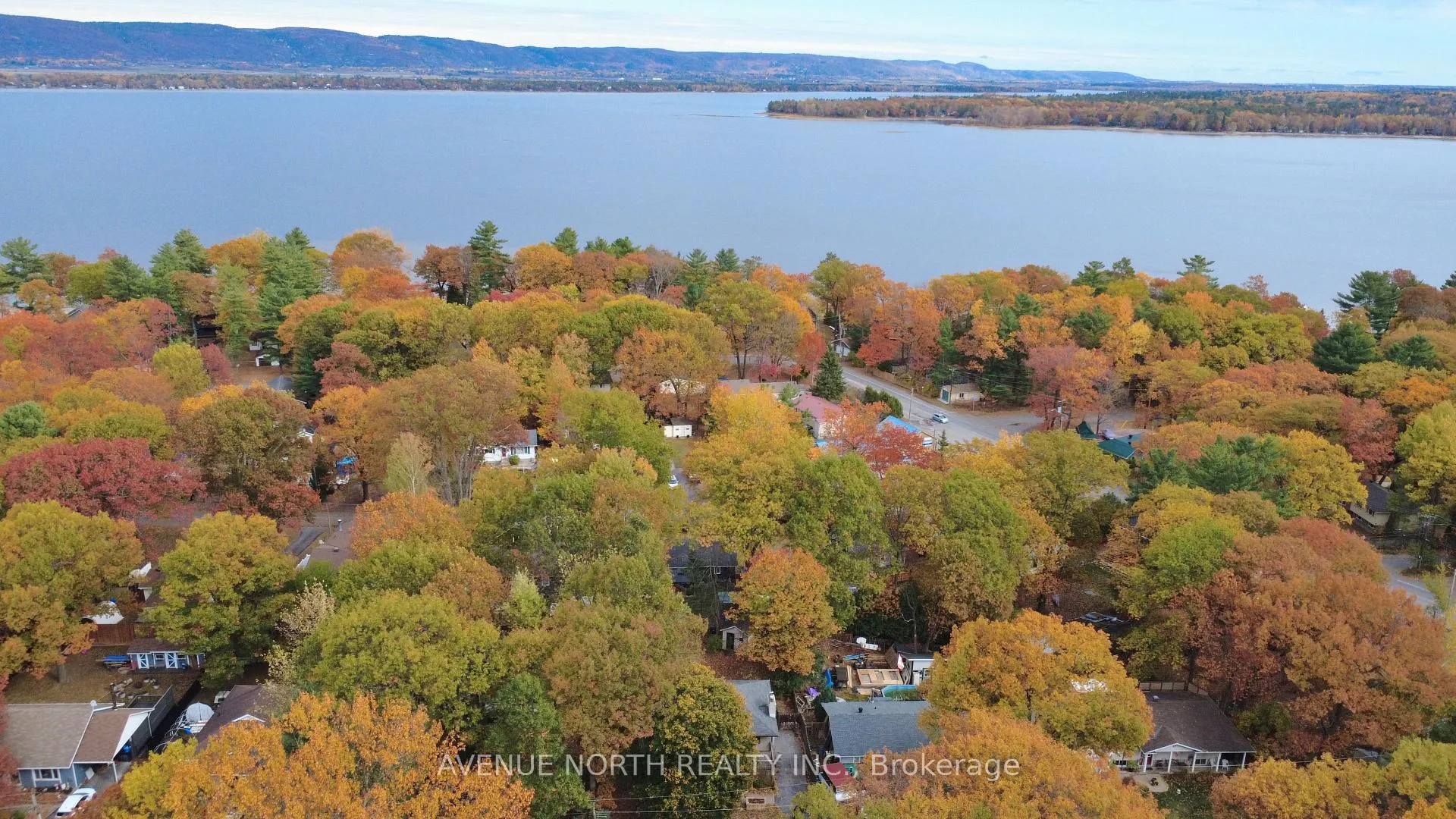 Photo 38 of 116 Woods Road, Ottawa, Constance Bay — HOMEH
