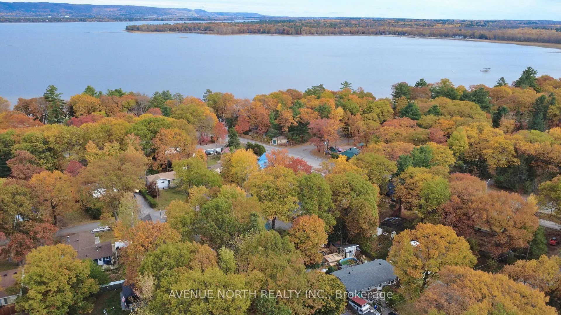 Photo 39 of 116 Woods Road, Ottawa, Constance Bay — HOMEH