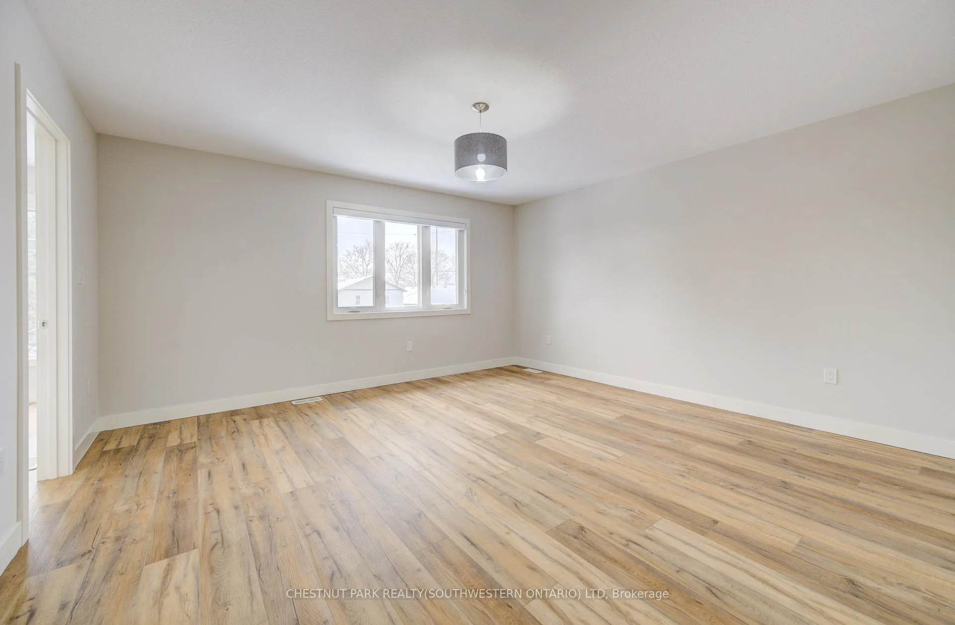 Photo 21 of Unit A, 33 Second Avenue, Kitchener — HOMEH
