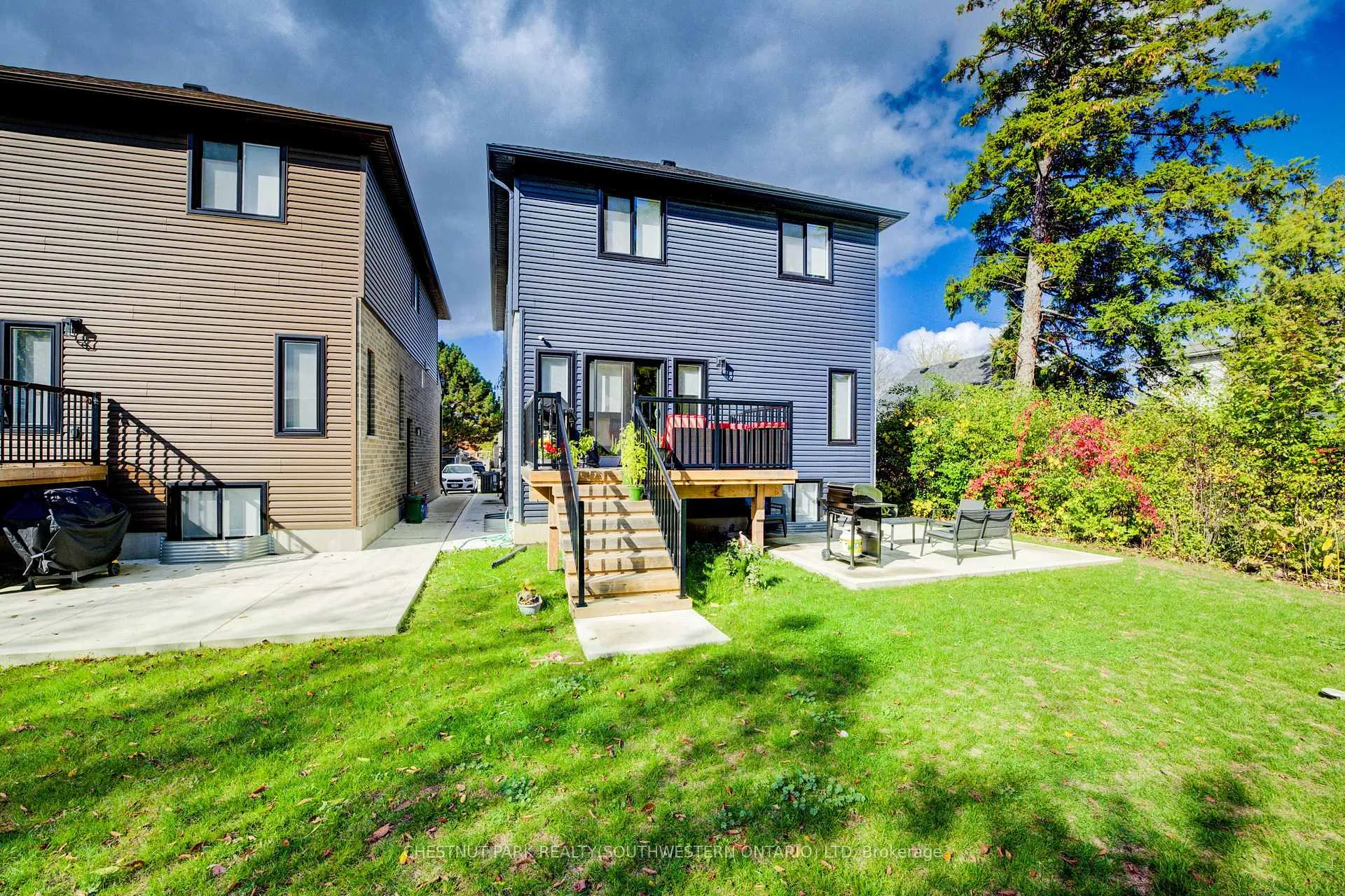 Photo 33 of Unit A, 33 Second Avenue, Kitchener — HOMEH
