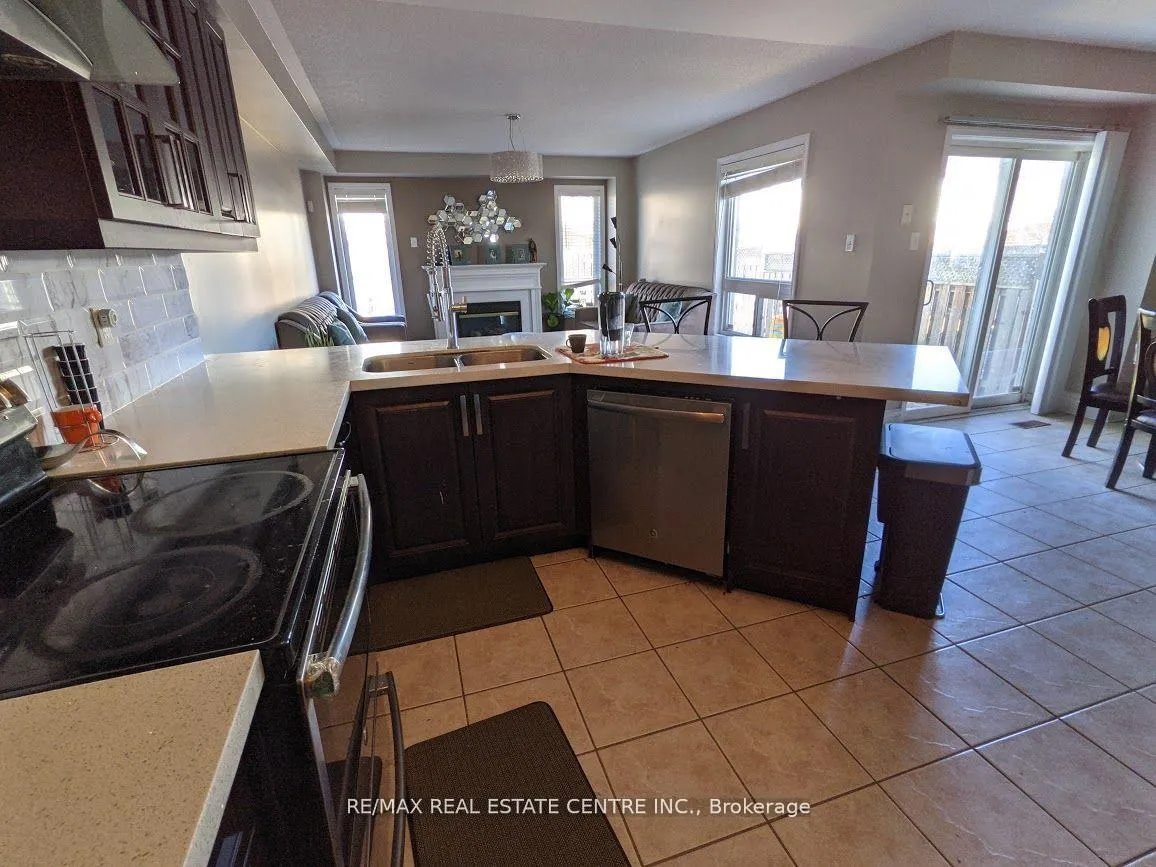 Photo 8 of 59 Harris Boulevard, Milton, Dempsey — HOMEH