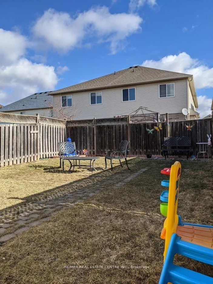 Photo 15 of 59 Harris Boulevard, Milton, Dempsey — HOMEH