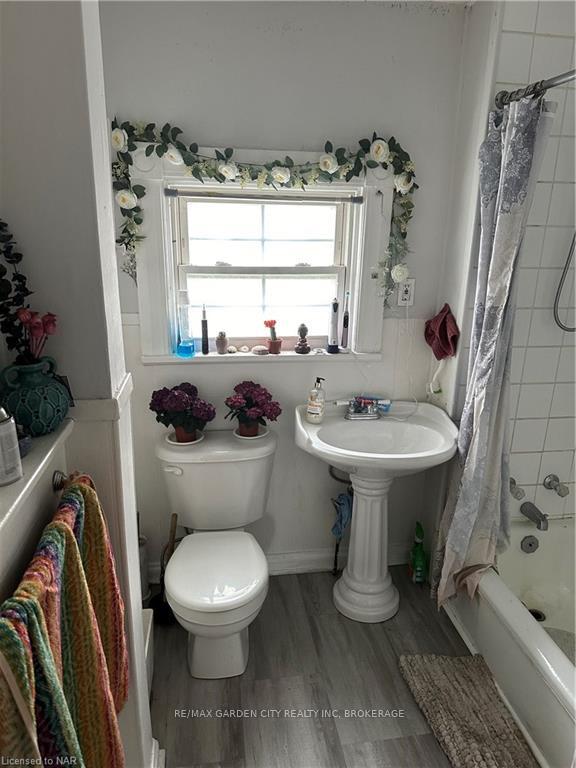 Photo 2 of 103 Welland Avenue, St. Catharines, Downtown — HOMEH