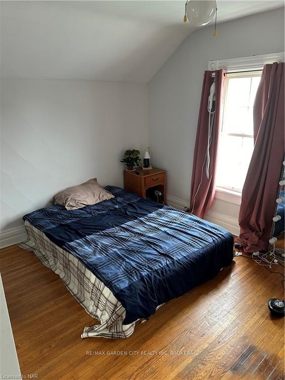 Photo 12 of 103 Welland Avenue, St. Catharines, Downtown — HOMEH