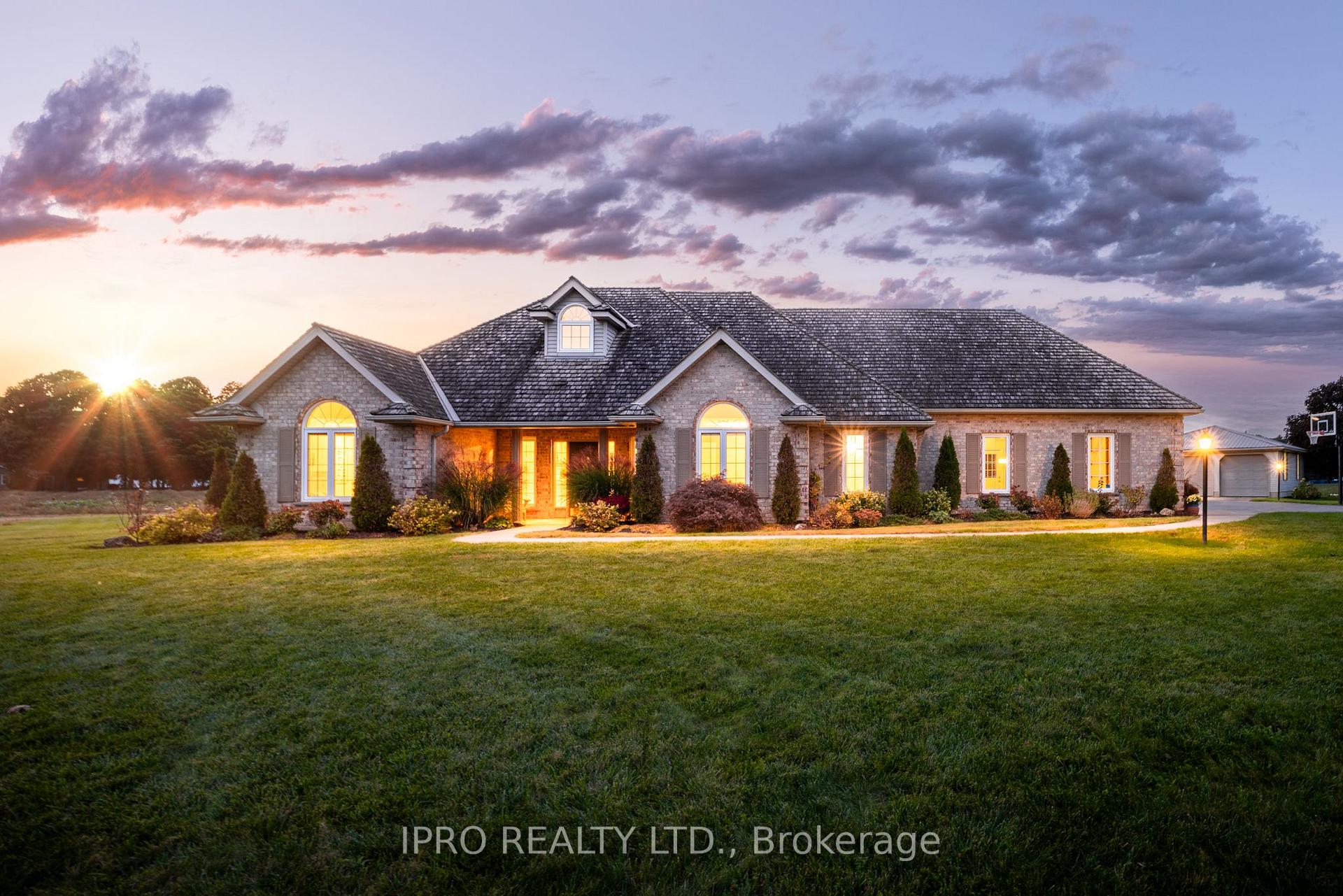 Photo 2 of 7537 Rogers Road, Malahide, Rural Malahide — HOMEH