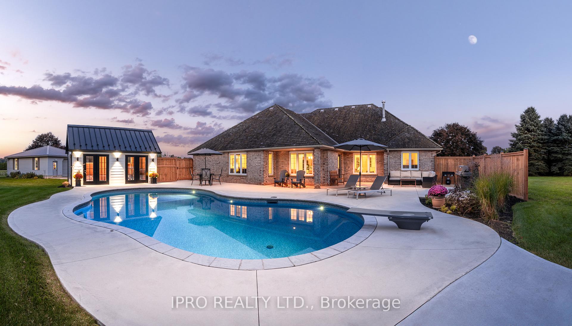 Photo 26 of 7537 Rogers Road, Malahide, Rural Malahide — HOMEH