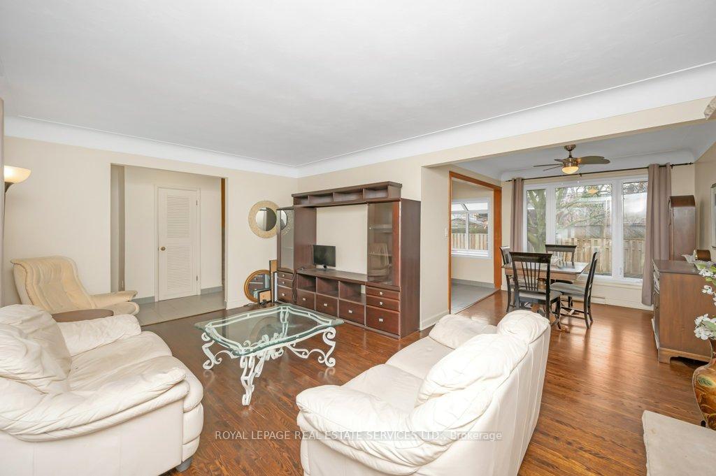 Photo 7 of 61 Felker Avenue, Hamilton, Stoney Creek — HOMEH