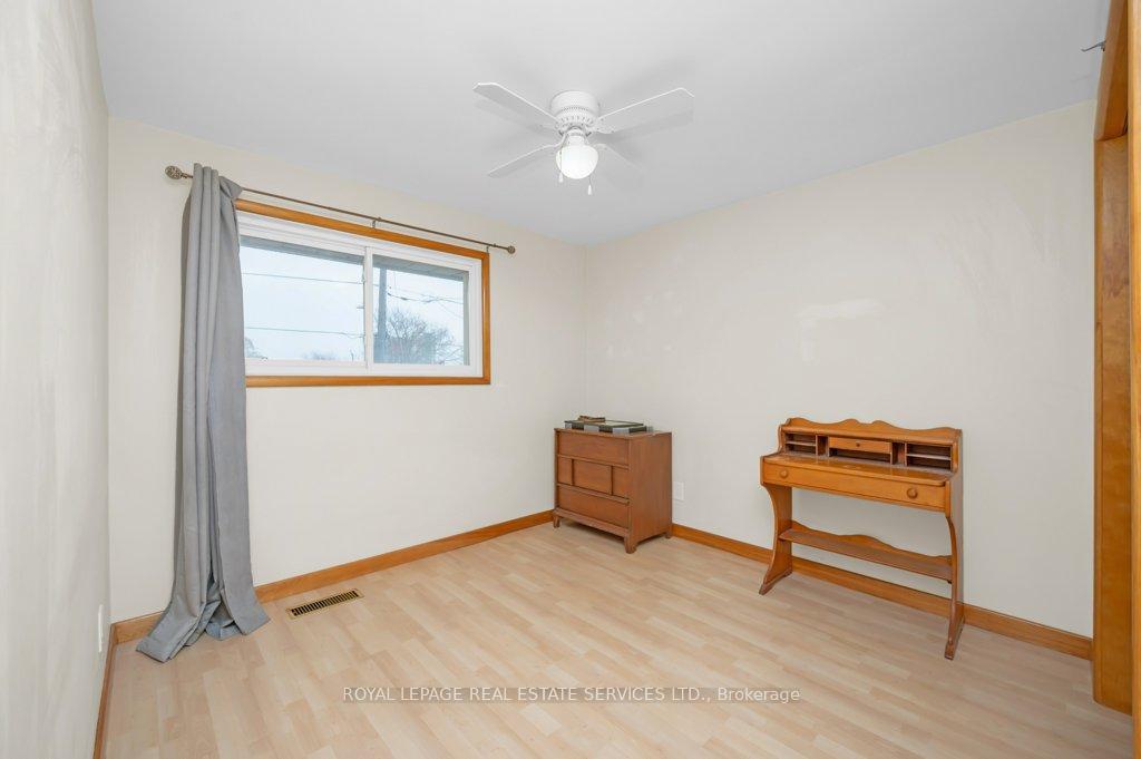 Photo 16 of 61 Felker Avenue, Hamilton, Stoney Creek — HOMEH
