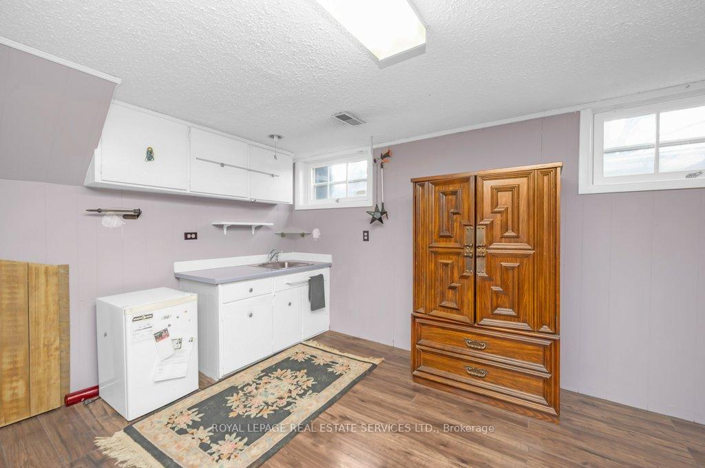Photo 20 of 61 Felker Avenue, Hamilton, Stoney Creek — HOMEH