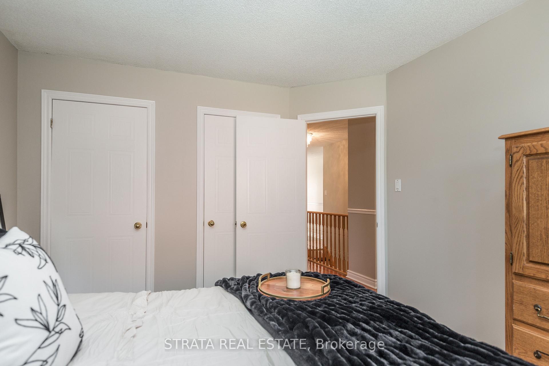 Photo 11 of 22 Mcveigh Drive, Barrie, Northwest — HOMEH