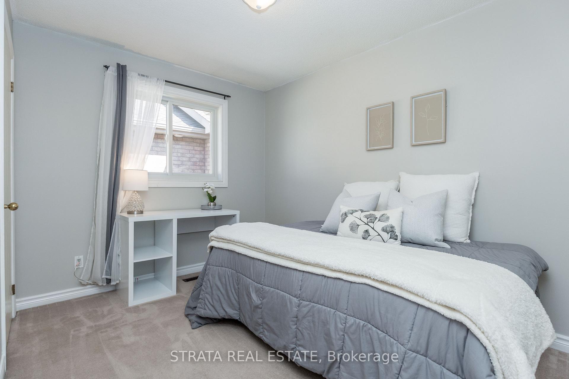 Photo 18 of 22 Mcveigh Drive, Barrie, Northwest — HOMEH