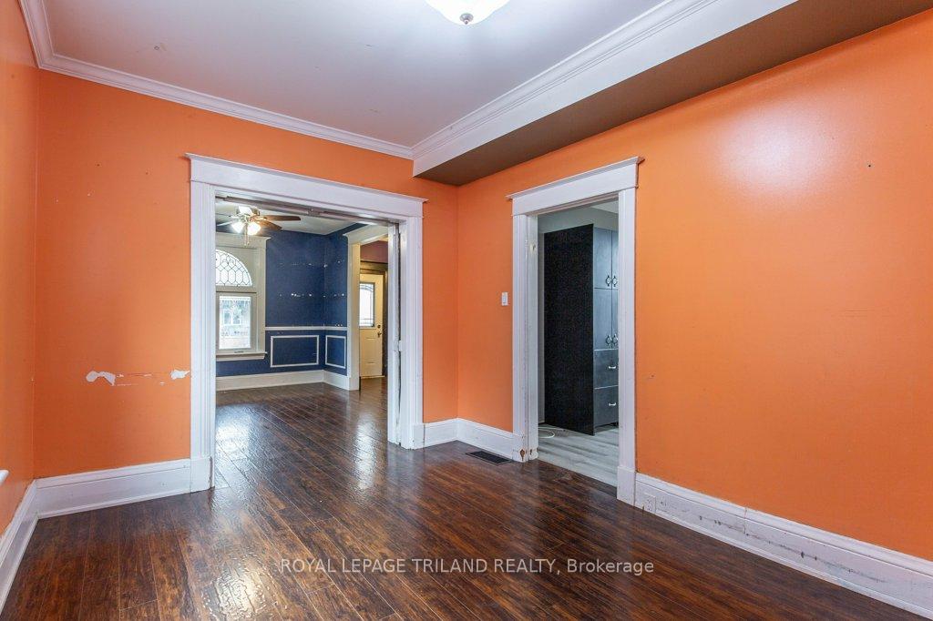 Photo 12 of 35 Metcalfe Street, St. Thomas — HOMEH