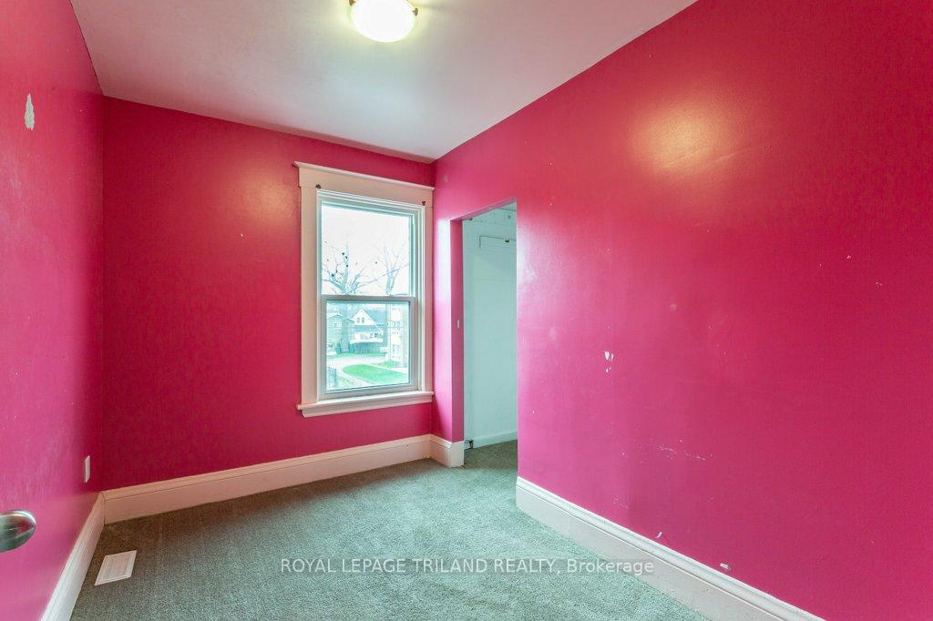 Photo 22 of 35 Metcalfe Street, St. Thomas — HOMEH