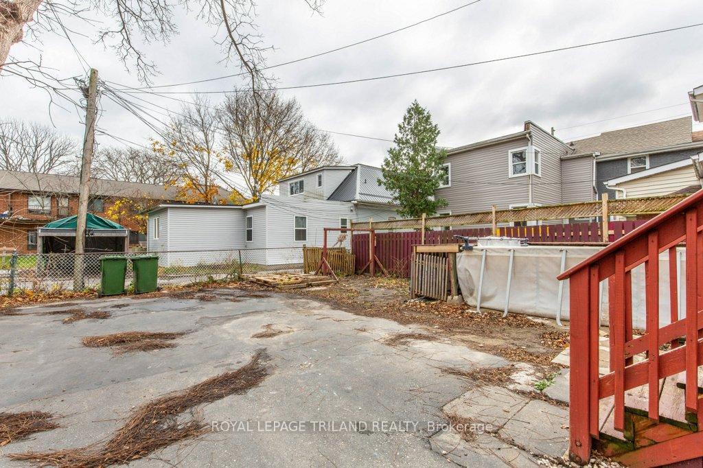 Photo 30 of 35 Metcalfe Street, St. Thomas — HOMEH