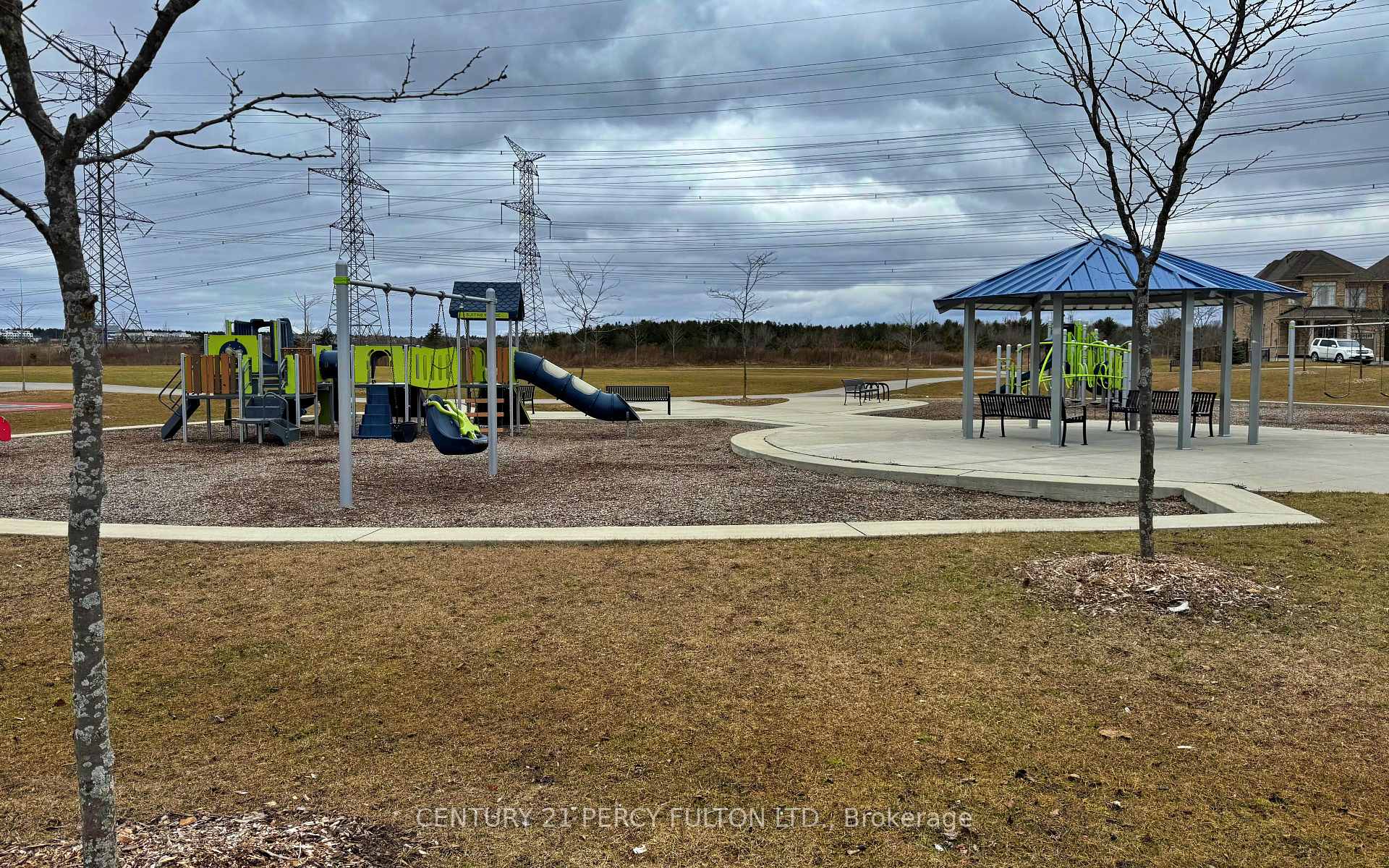Photo 23 of 21 Nott Drive, Ajax, Northwest Ajax — HOMEH
