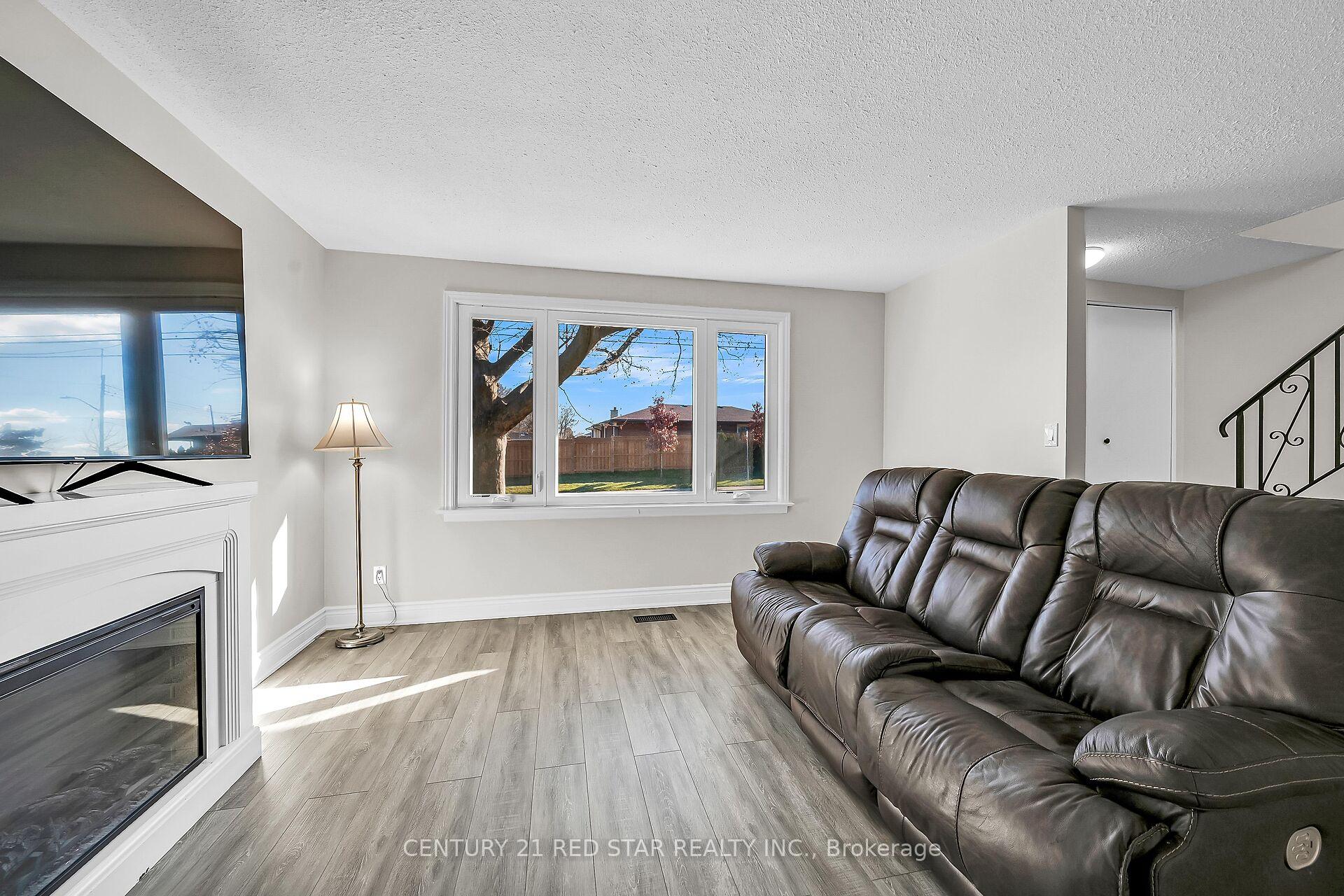 Photo 8 of 18 Palmer Road, Hamilton, Berrisfield — HOMEH