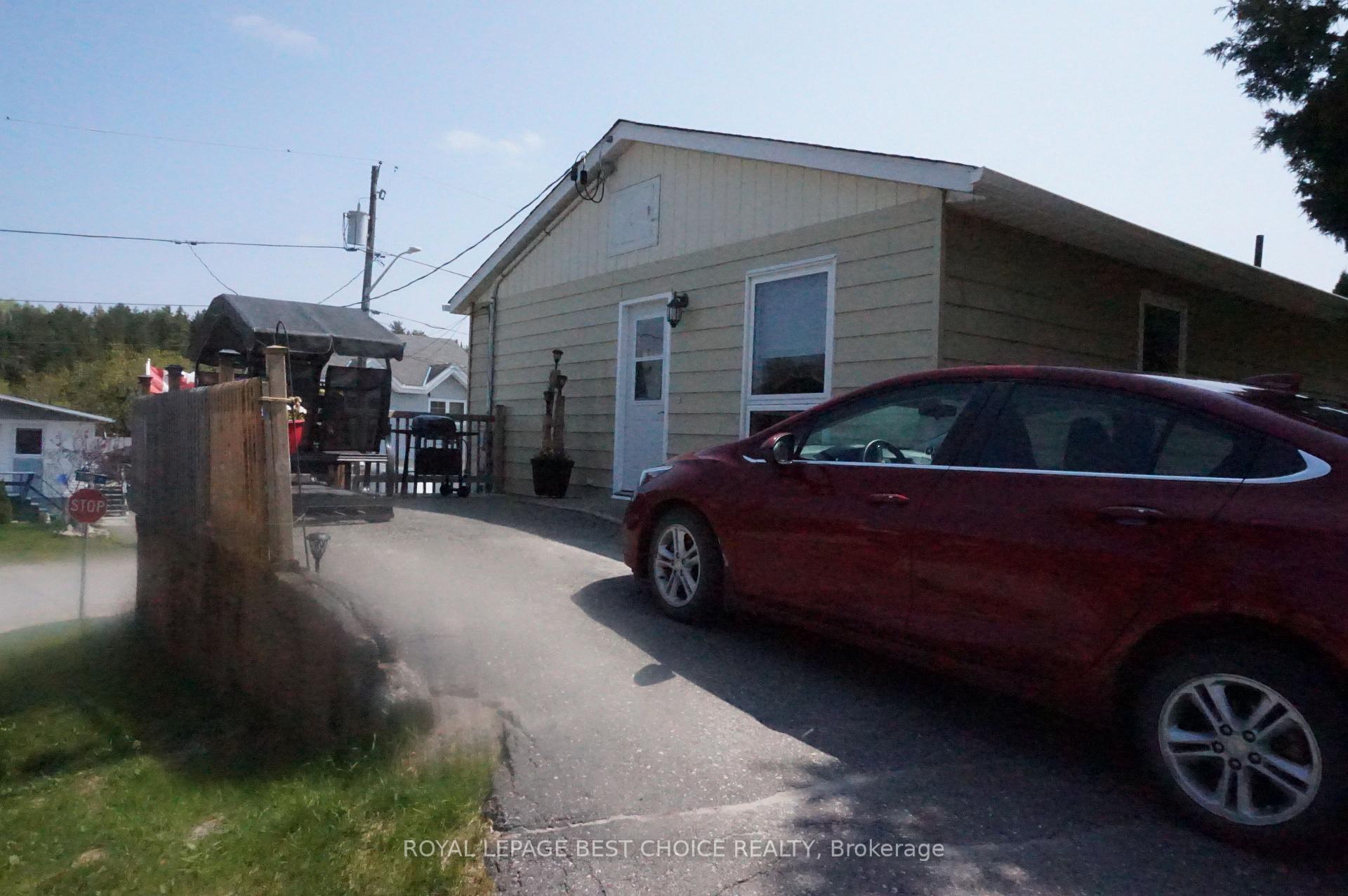 Photo 18 of 14 Third Street, Cobalt — HOMEH